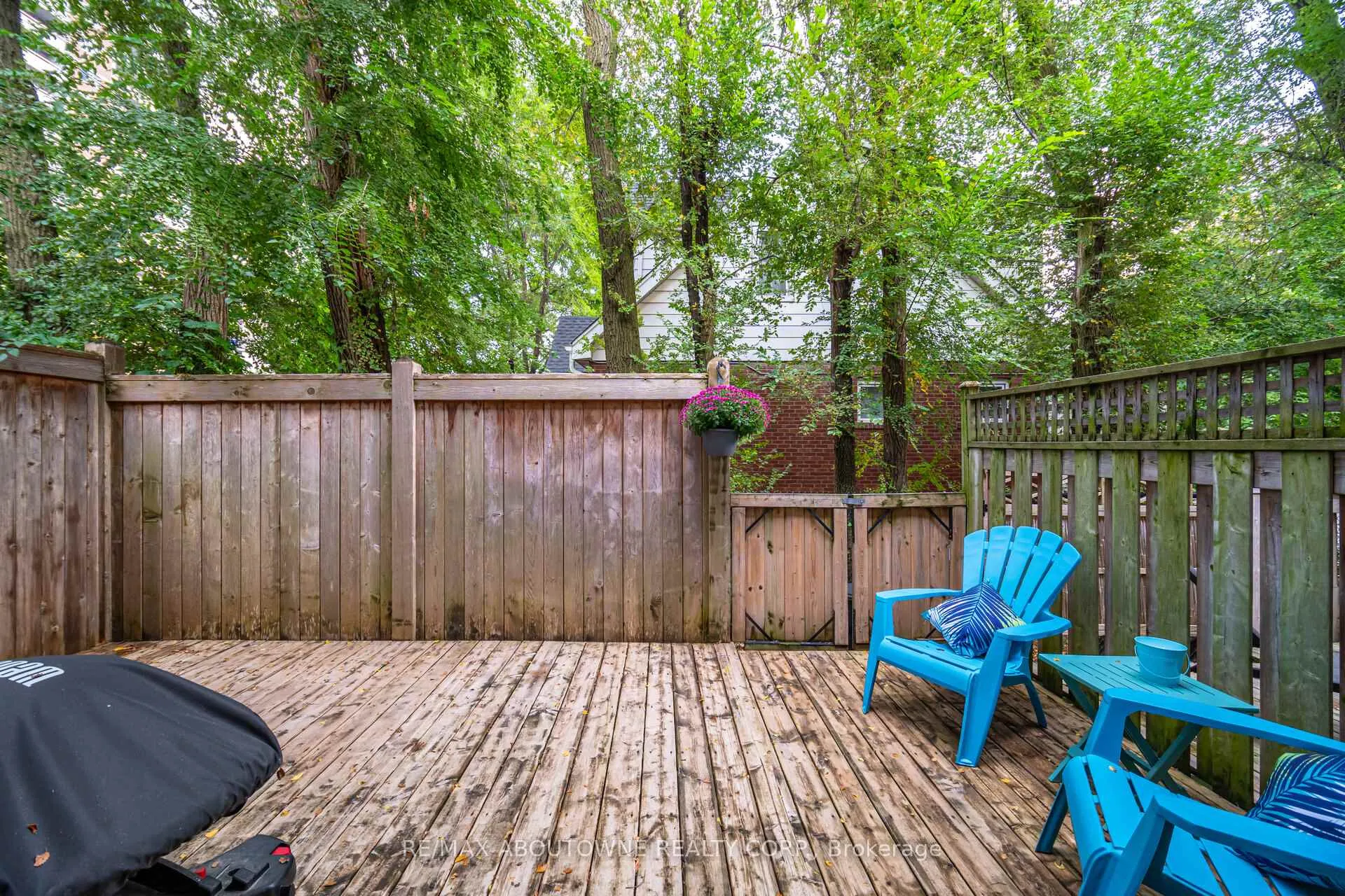 Photo 44 of Unit 1, 540 Guelph Line, Burlington, Brant — HOMEH