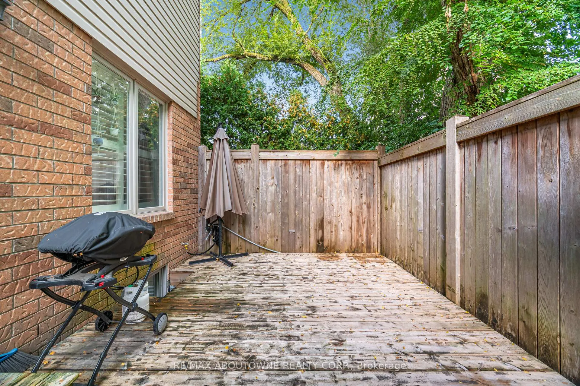Photo 47 of Unit 1, 540 Guelph Line, Burlington, Brant — HOMEH