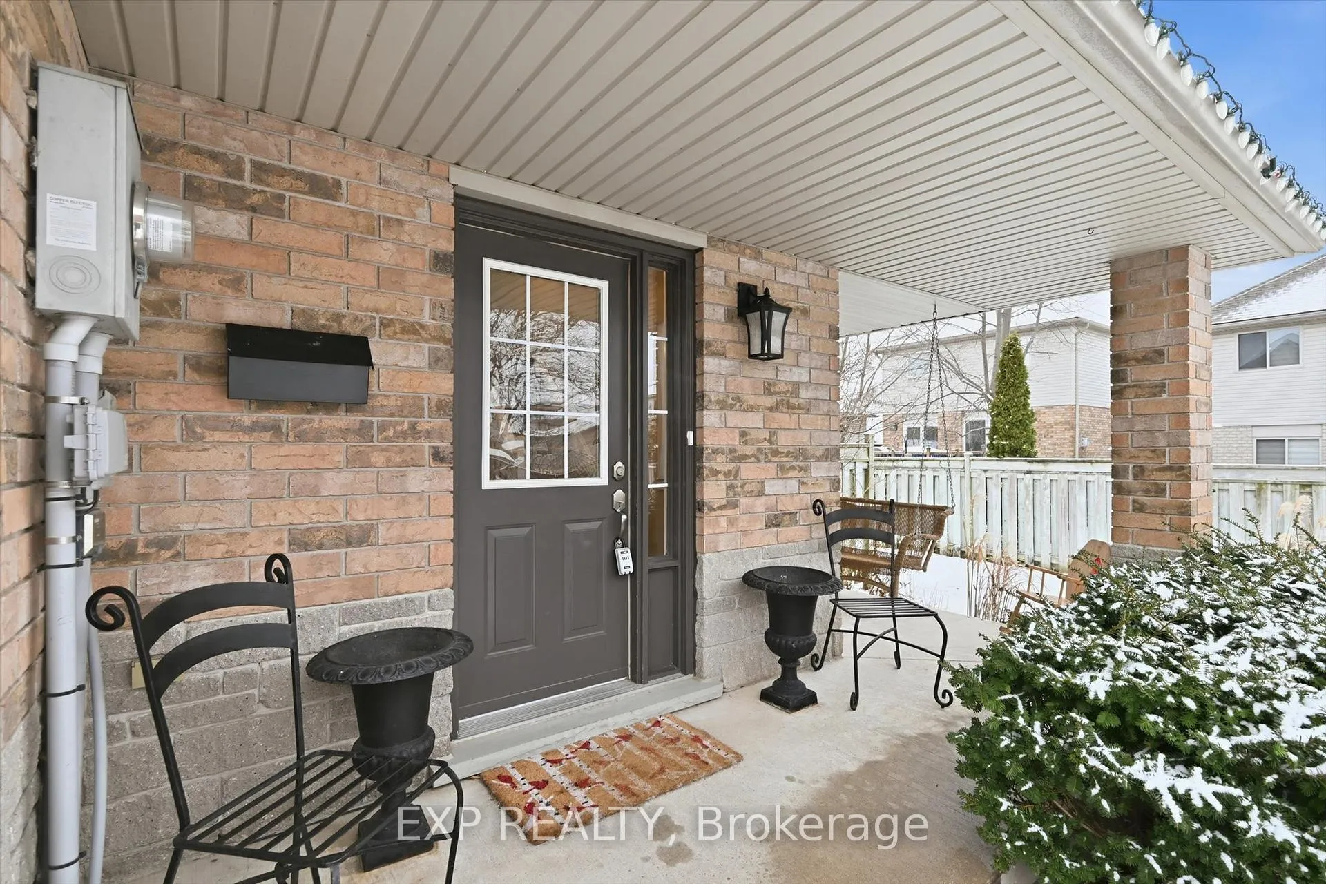 Photo 3 of Unit 22, 18 Cedar Street, Grimsby, Grimsby West — HOMEH