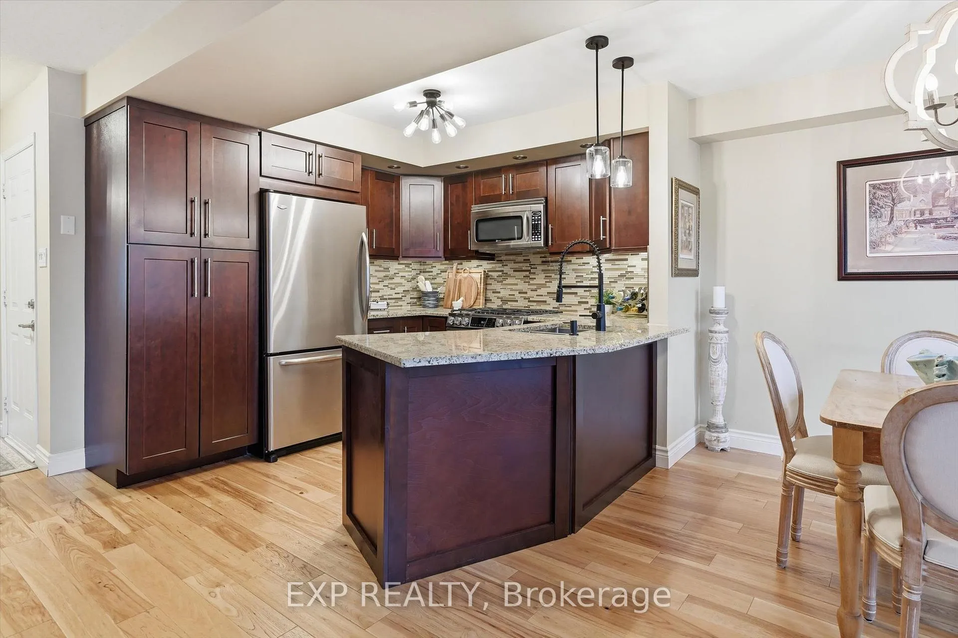 Photo 10 of Unit 22, 18 Cedar Street, Grimsby, Grimsby West — HOMEH