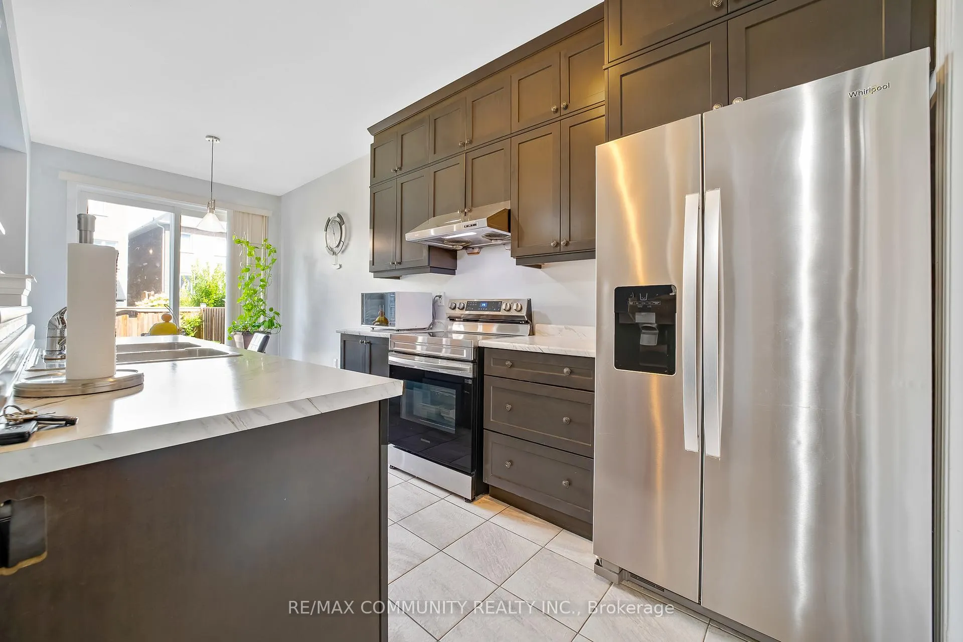 Photo 13 of 1064 Cameo Street, Pickering, Rural Pickering — HOMEH
