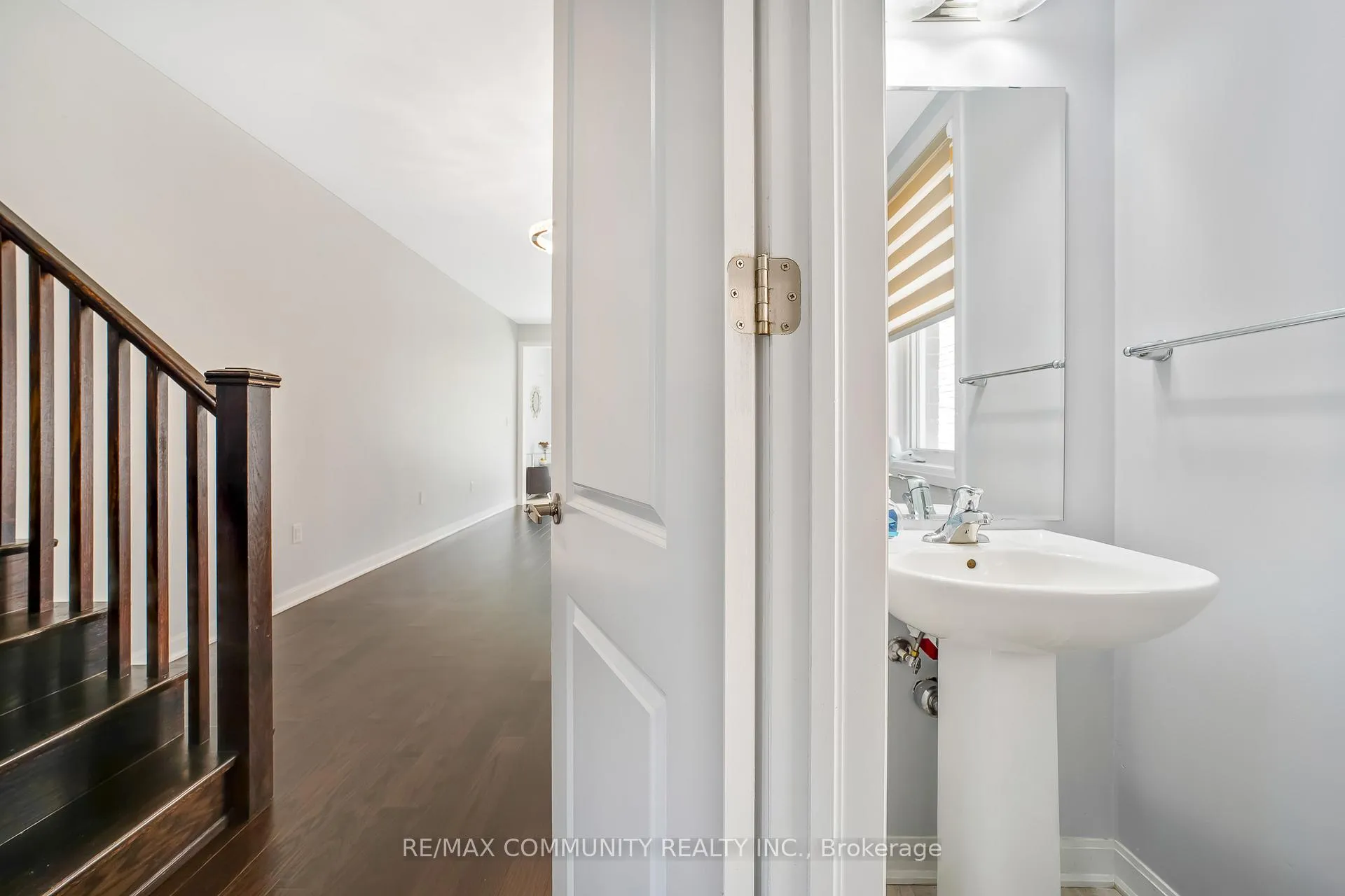 Photo 16 of 1064 Cameo Street, Pickering, Rural Pickering — HOMEH