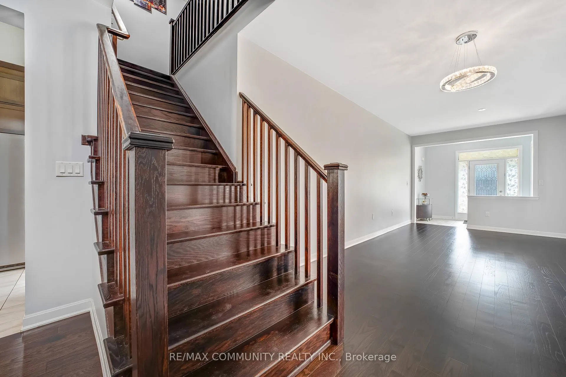 Photo 18 of 1064 Cameo Street, Pickering, Rural Pickering — HOMEH
