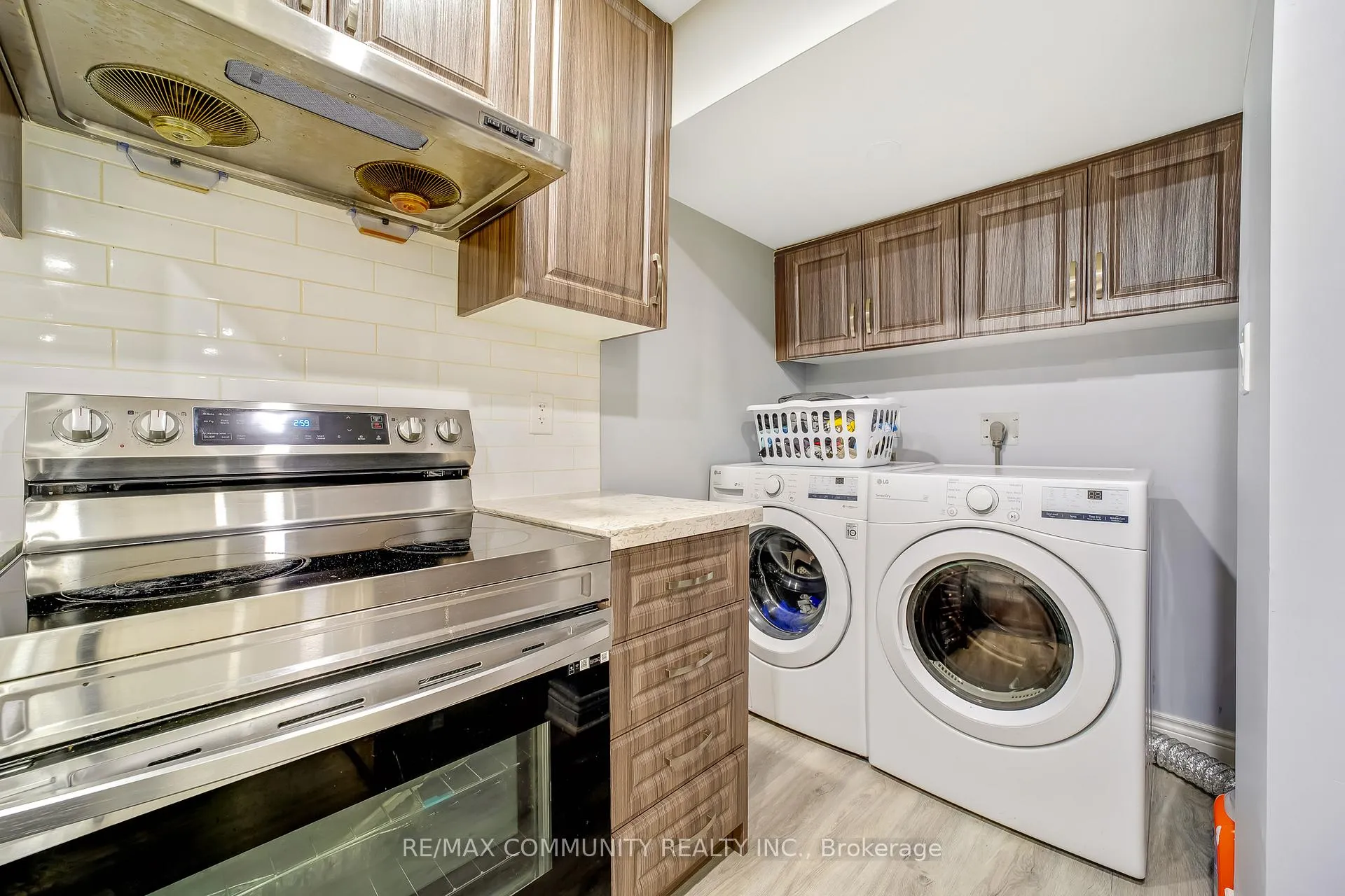 Photo 36 of 1064 Cameo Street, Pickering, Rural Pickering — HOMEH