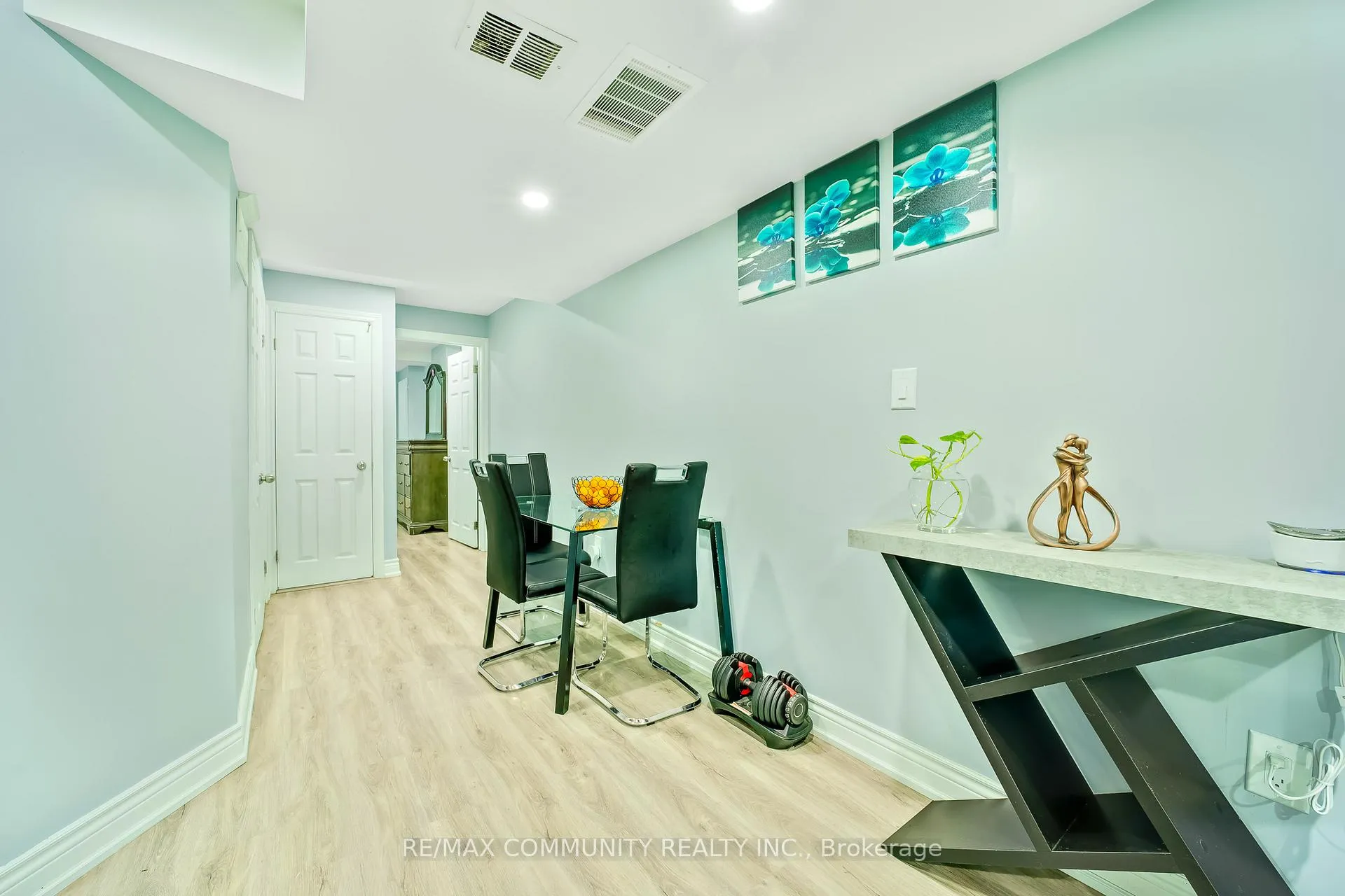 Photo 40 of 1064 Cameo Street, Pickering, Rural Pickering — HOMEH