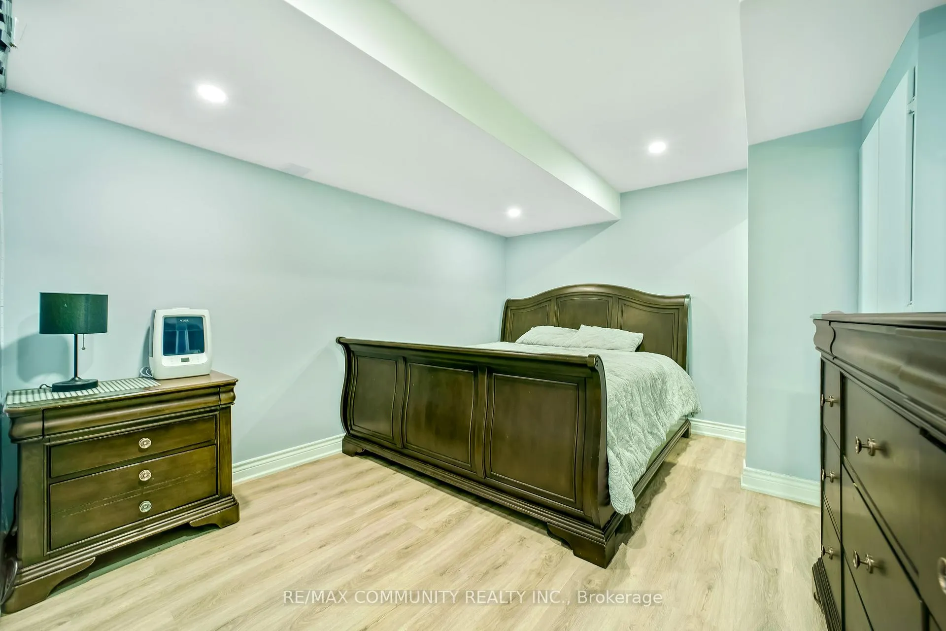 Photo 41 of 1064 Cameo Street, Pickering, Rural Pickering — HOMEH