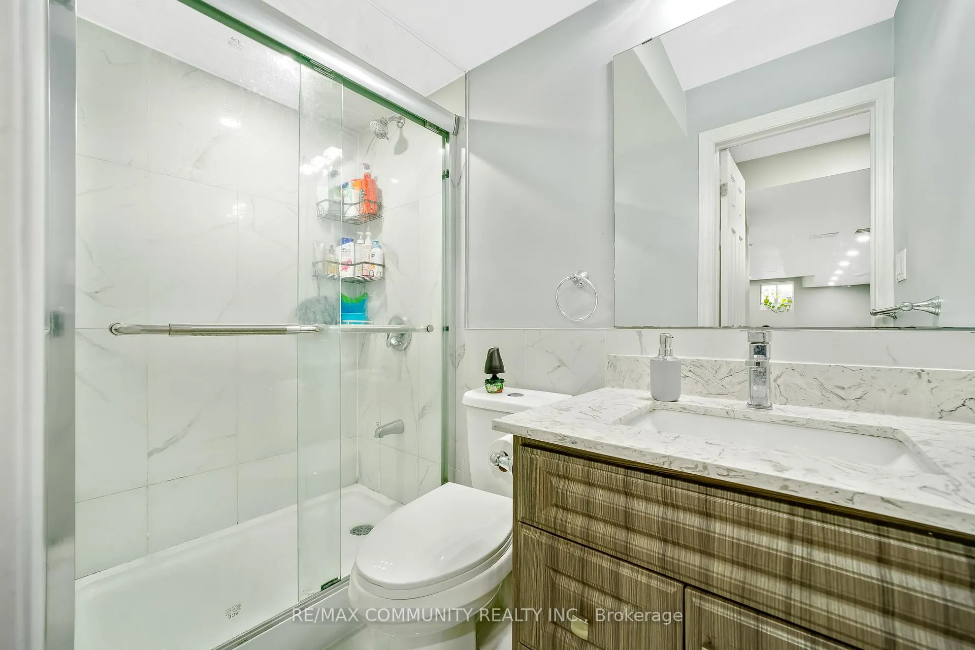 Photo 42 of 1064 Cameo Street, Pickering, Rural Pickering — HOMEH