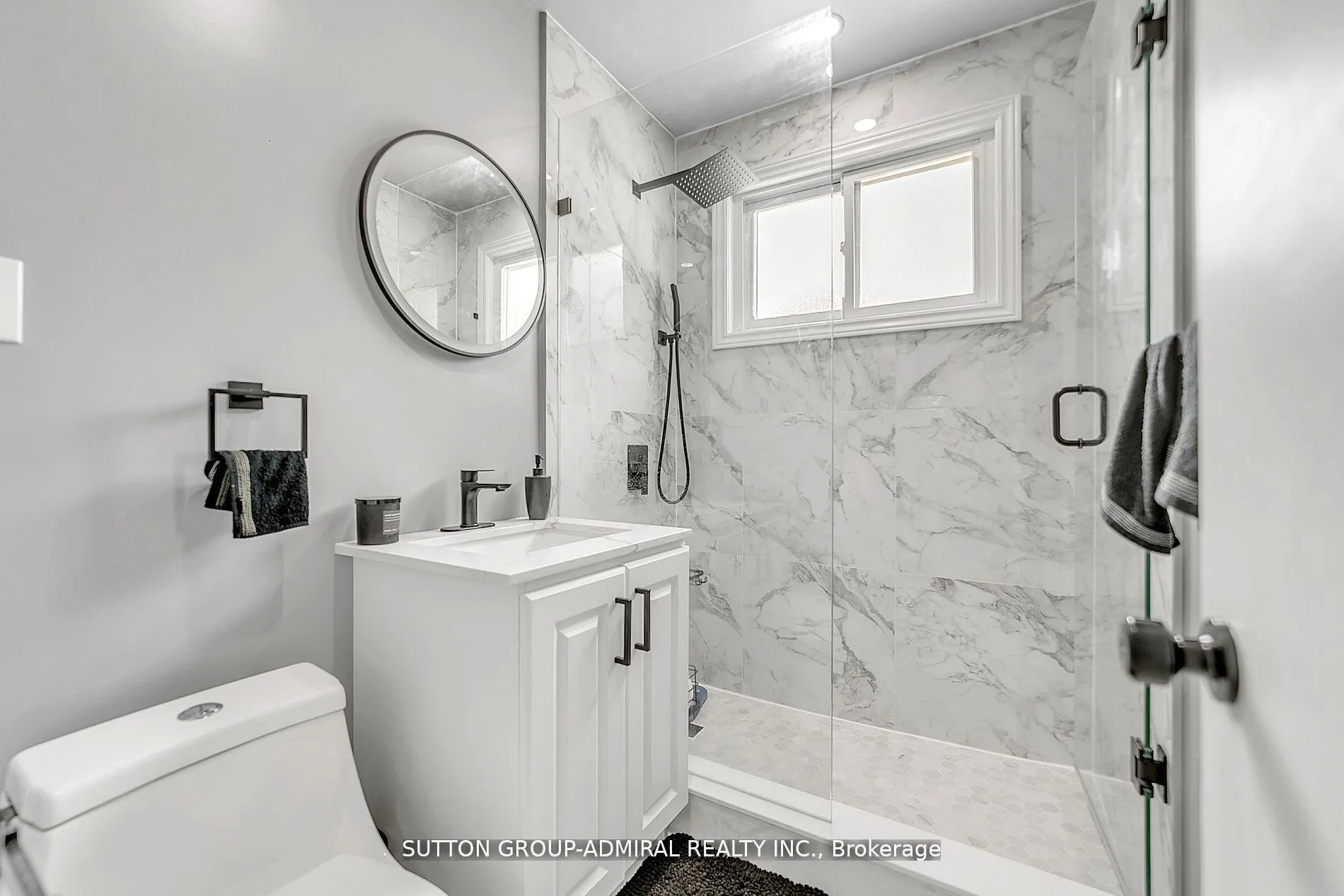 Photo 5 of 212 St. Peter Street, Whitby, Downtown Whitby — HOMEH