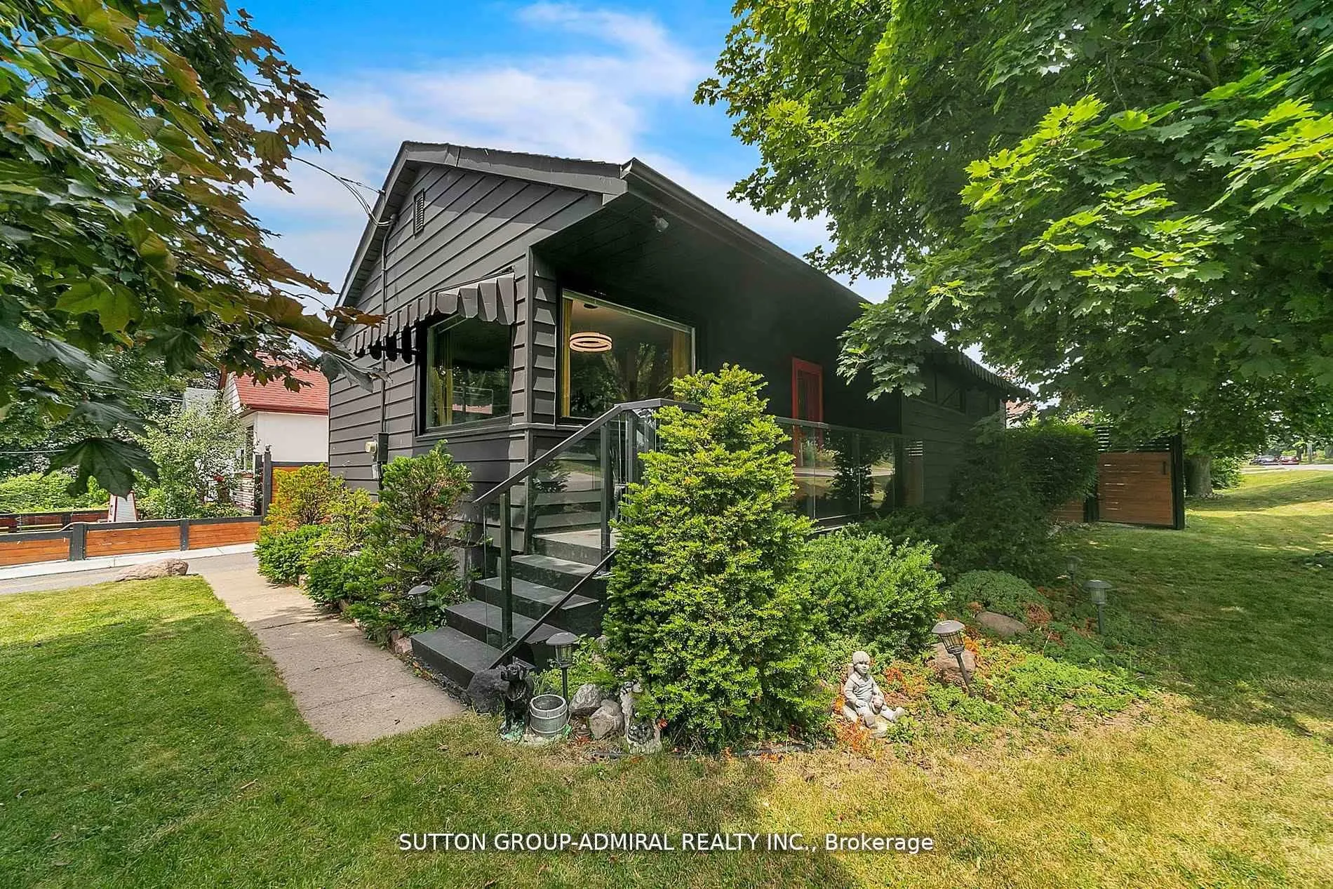 Photo 31 of 212 St. Peter Street, Whitby, Downtown Whitby — HOMEH