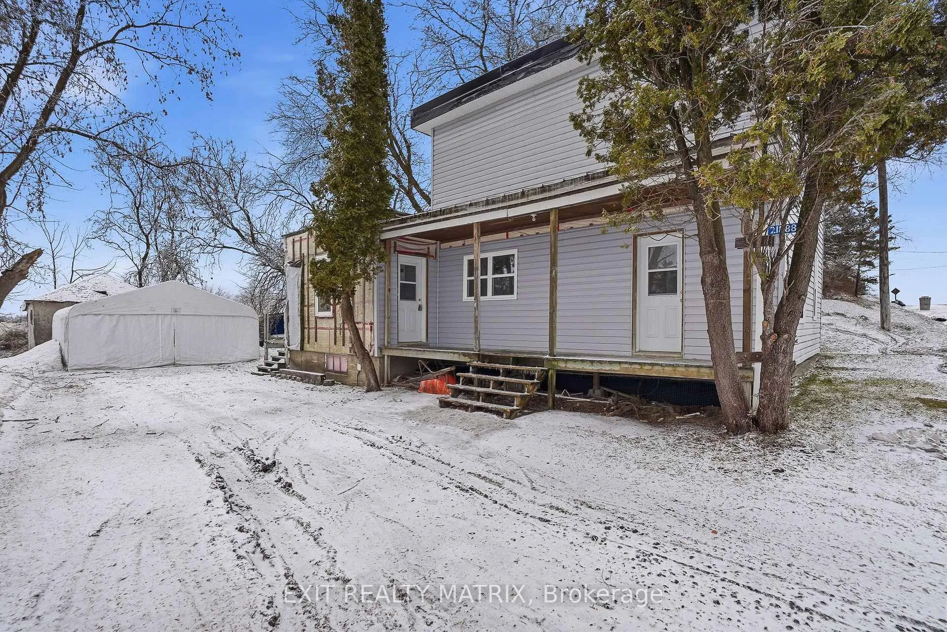 Front of 21888 Laggan-Glenelg Road
