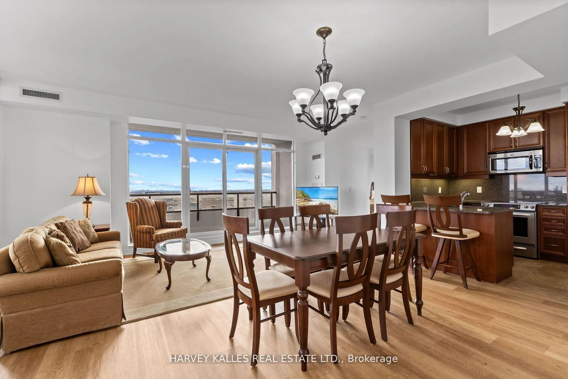 Photo 10 of Unit 1206, 9235 Jane Street, Vaughan, Maple — HOMEH