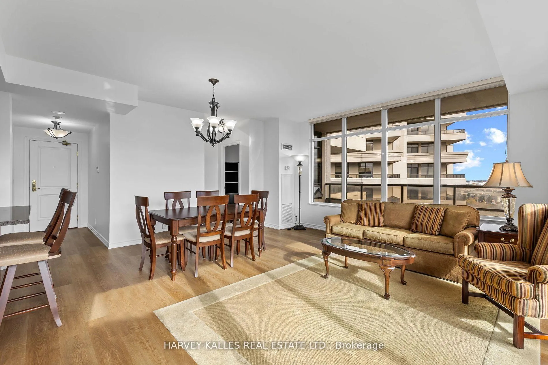Photo 13 of Unit 1206, 9235 Jane Street, Vaughan, Maple — HOMEH