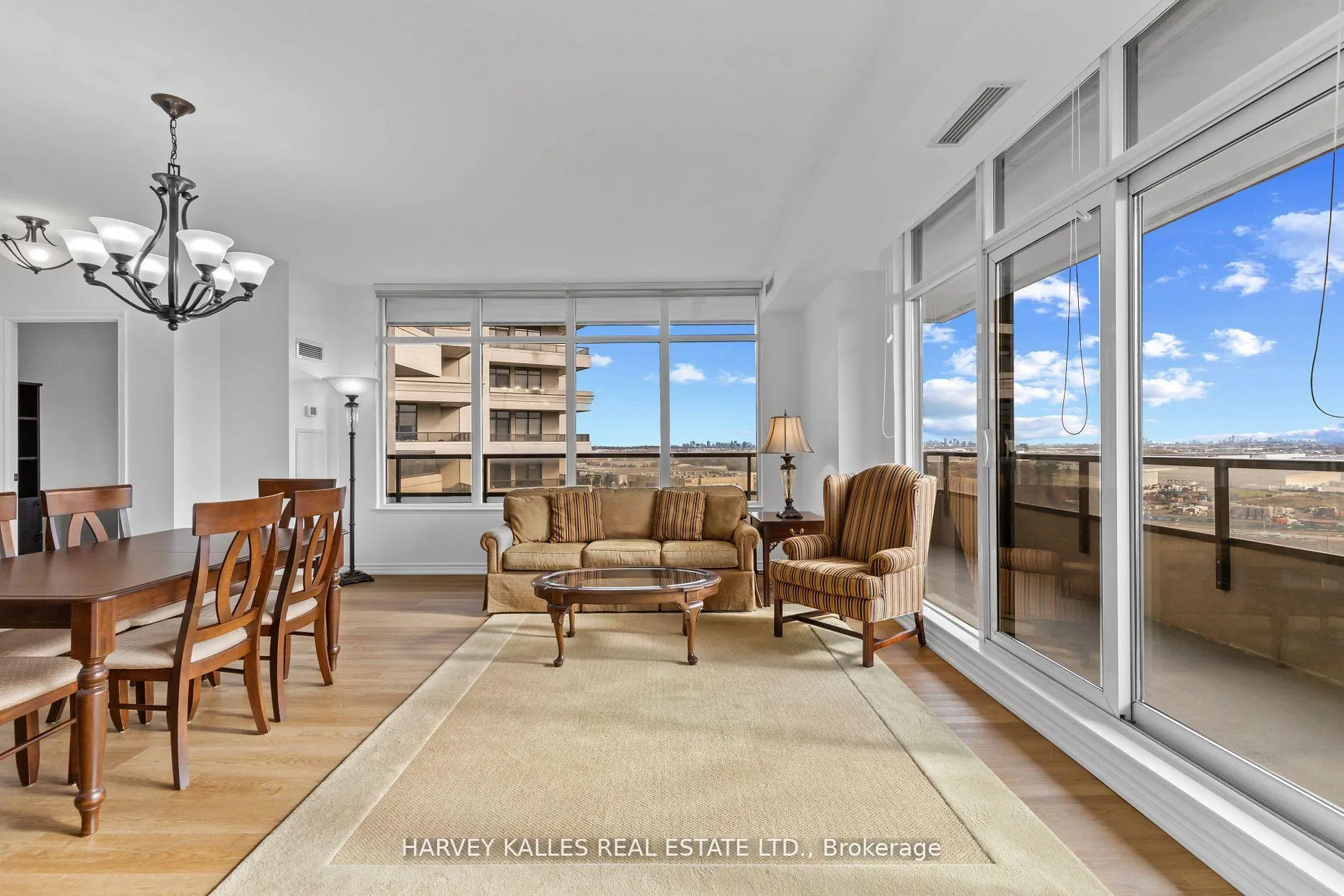 Photo 14 of Unit 1206, 9235 Jane Street, Vaughan, Maple — HOMEH