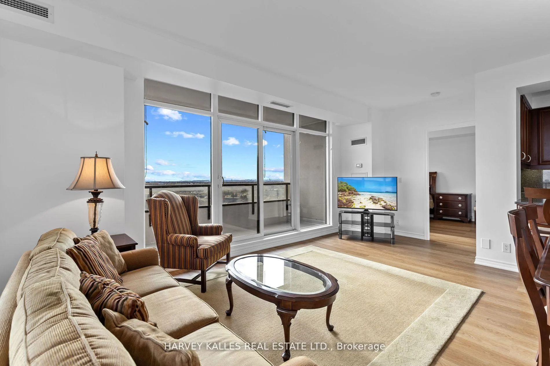 Photo 16 of Unit 1206, 9235 Jane Street, Vaughan, Maple — HOMEH
