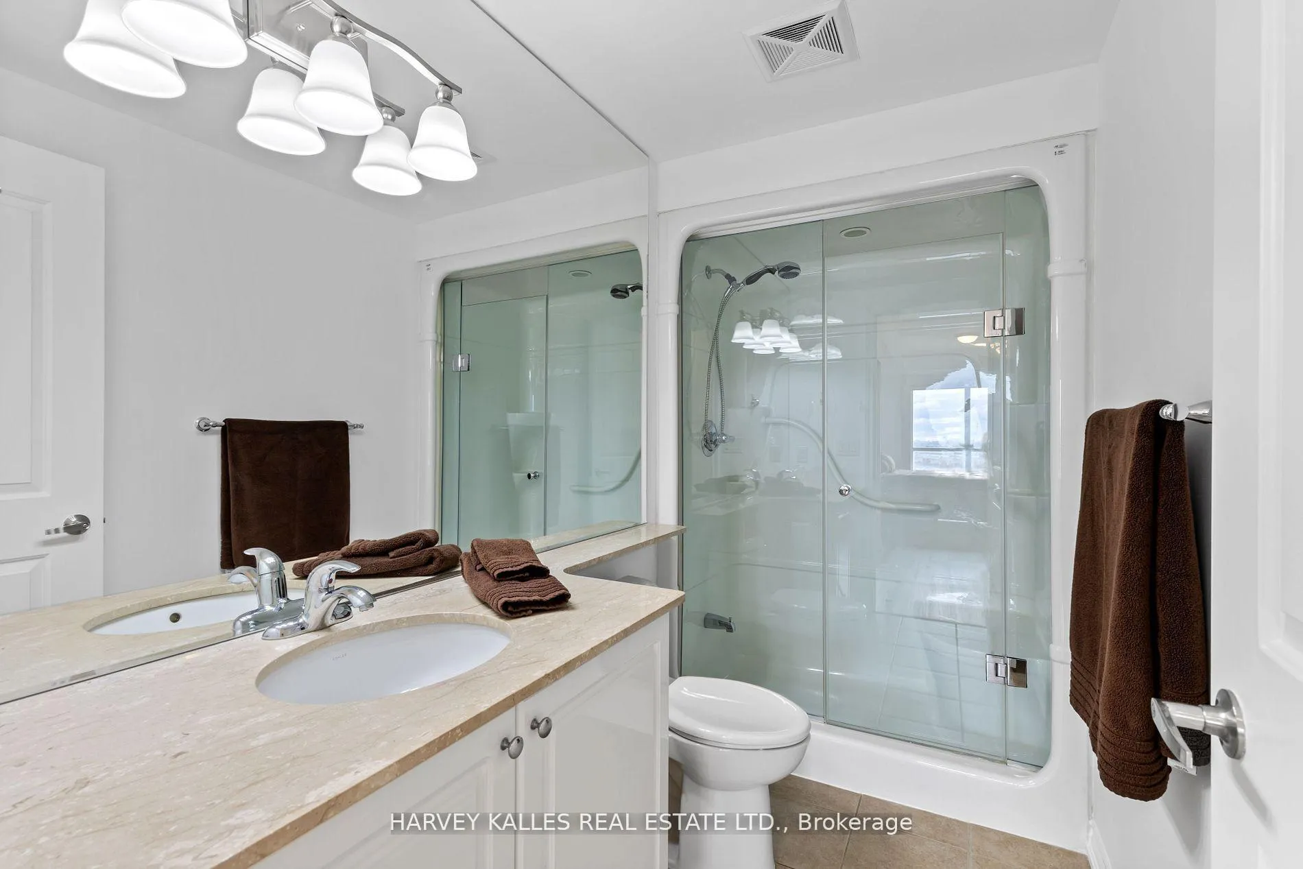 Photo 21 of Unit 1206, 9235 Jane Street, Vaughan, Maple — HOMEH