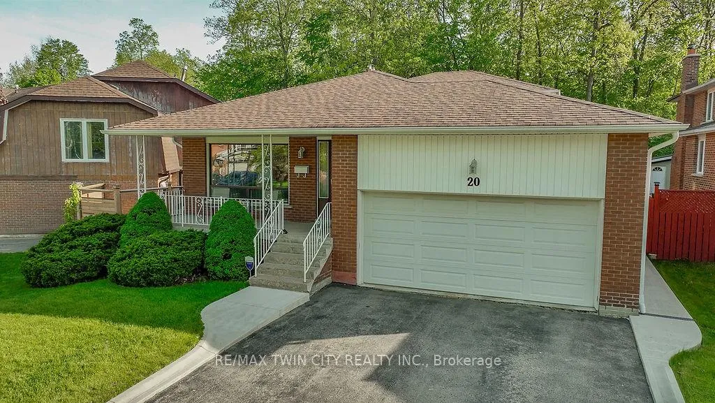 Photo 1 of 20 Manorcrest Street, Brampton, Central Park — HOMEH