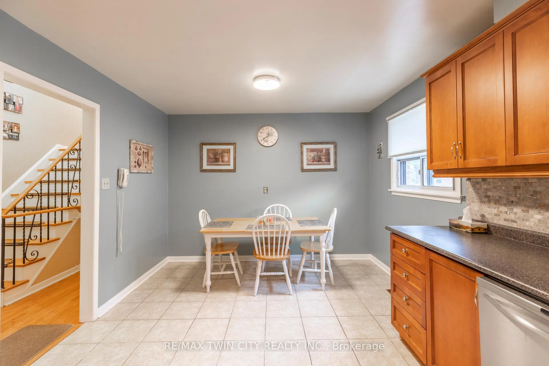 Photo 22 of 20 Manorcrest Street, Brampton, Central Park — HOMEH