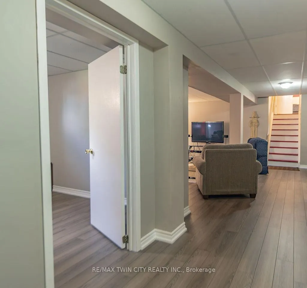 Photo 46 of 20 Manorcrest Street, Brampton, Central Park — HOMEH