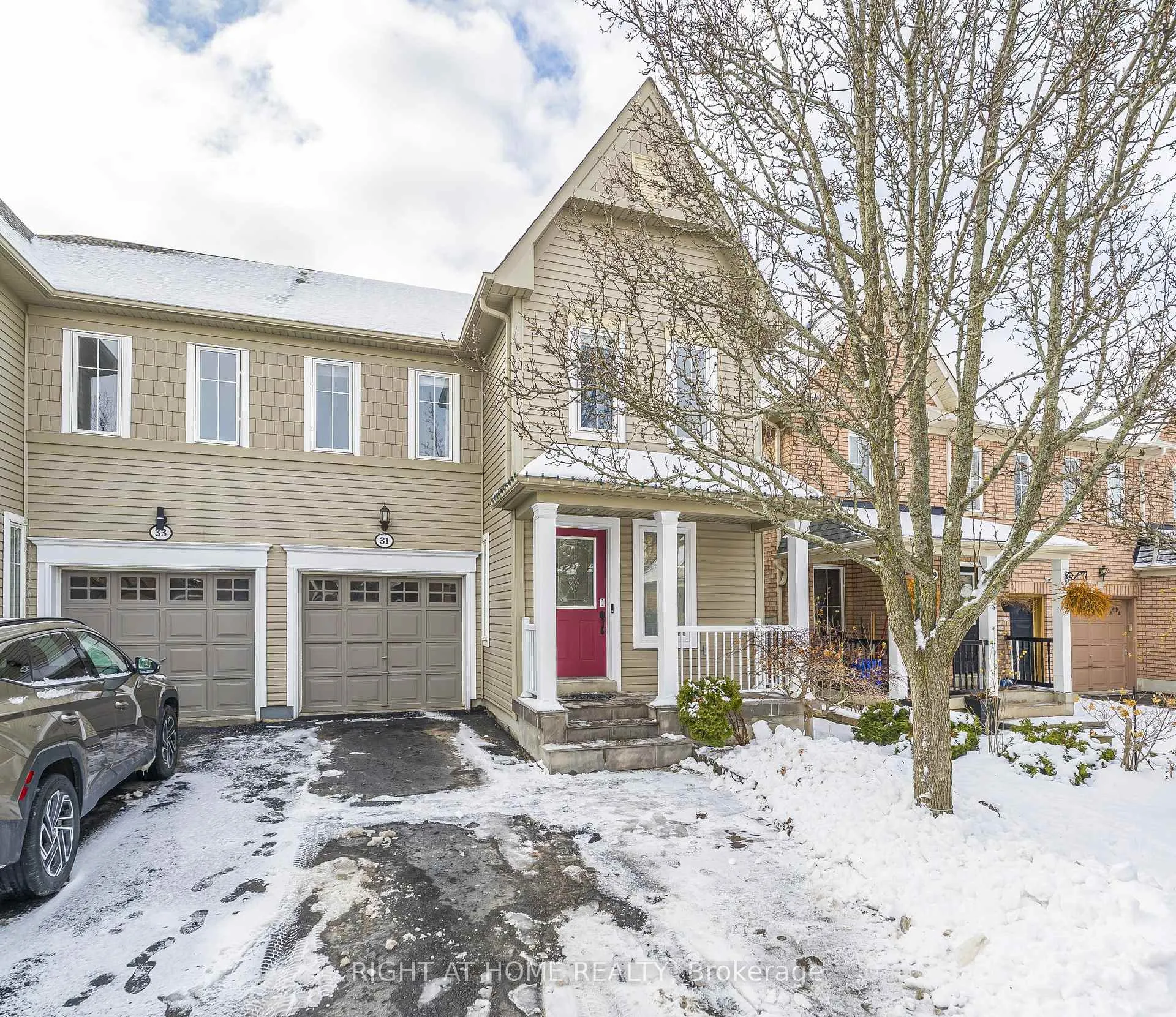 Photo 2 of 31 Tansley Crescent, Ajax, Northeast Ajax — HOMEH