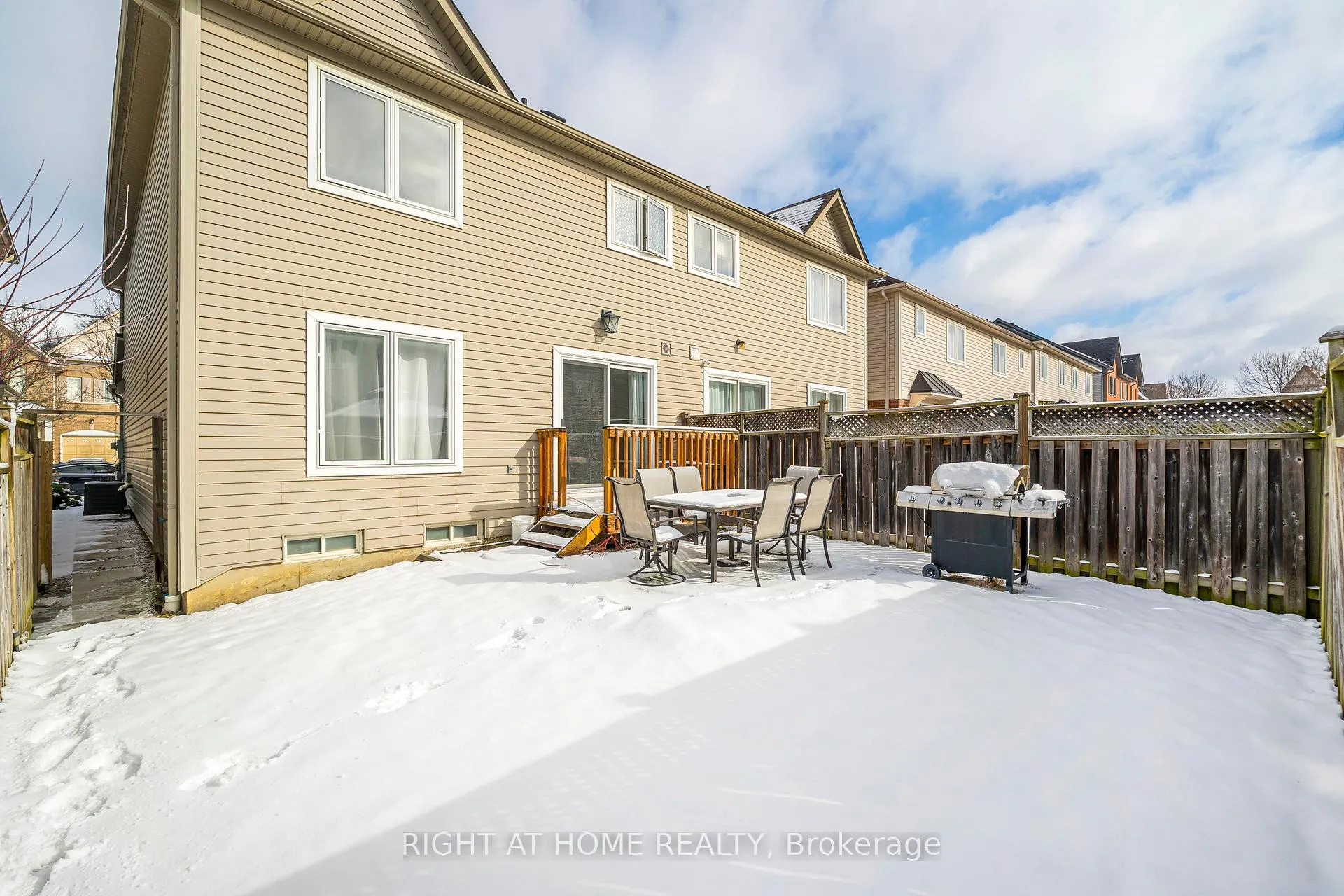 Photo 33 of 31 Tansley Crescent, Ajax, Northeast Ajax — HOMEH