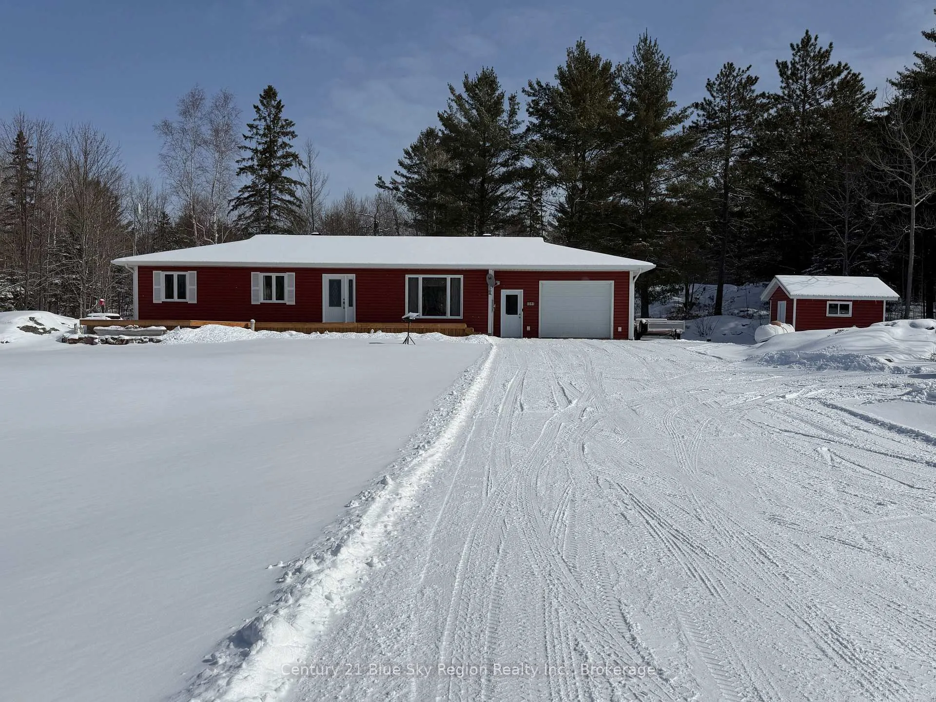 Photo 4 of 54 Sunset Cove Road, Callander — HOMEH