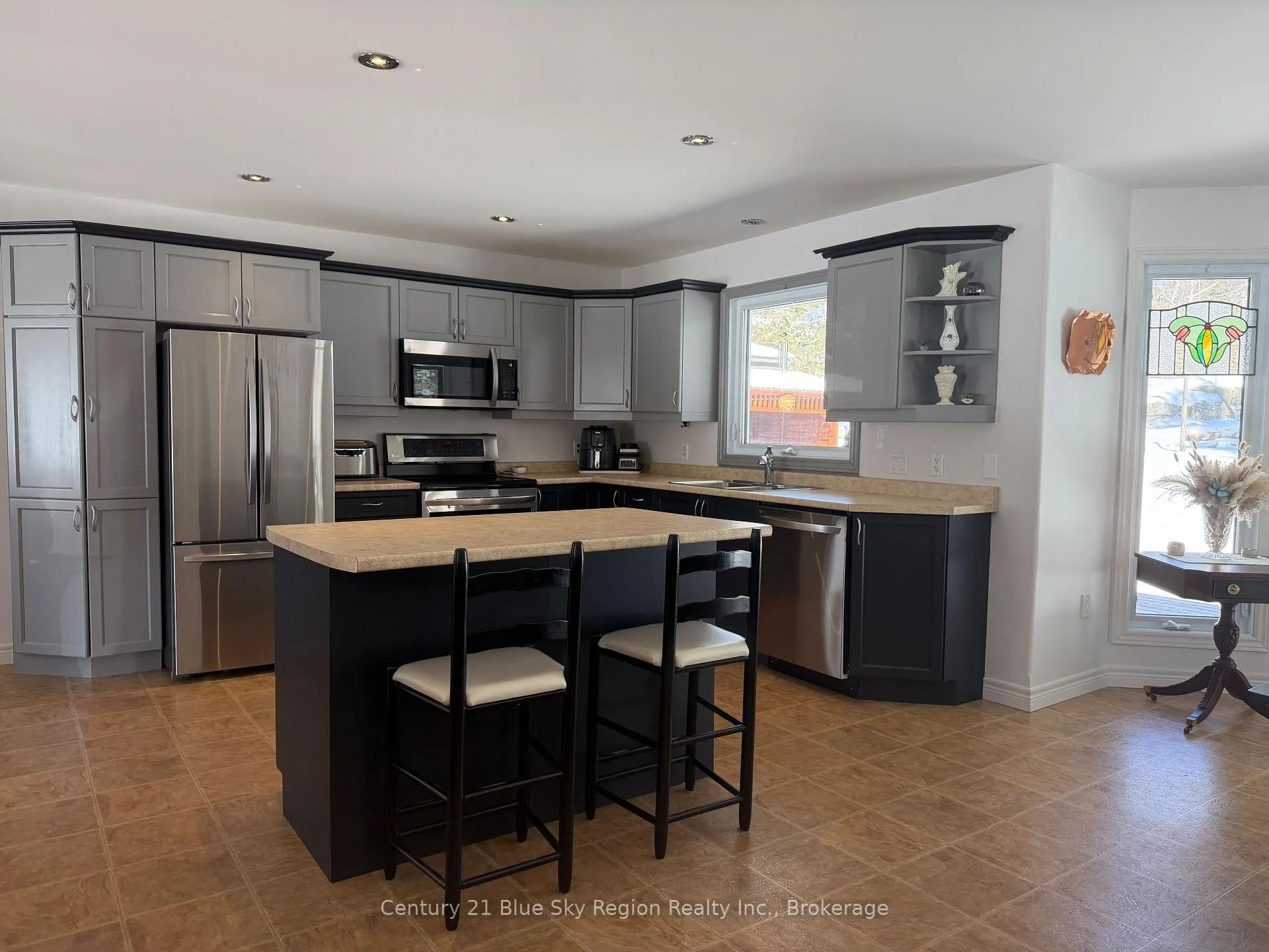 Photo 6 of 54 Sunset Cove Road, Callander — HOMEH