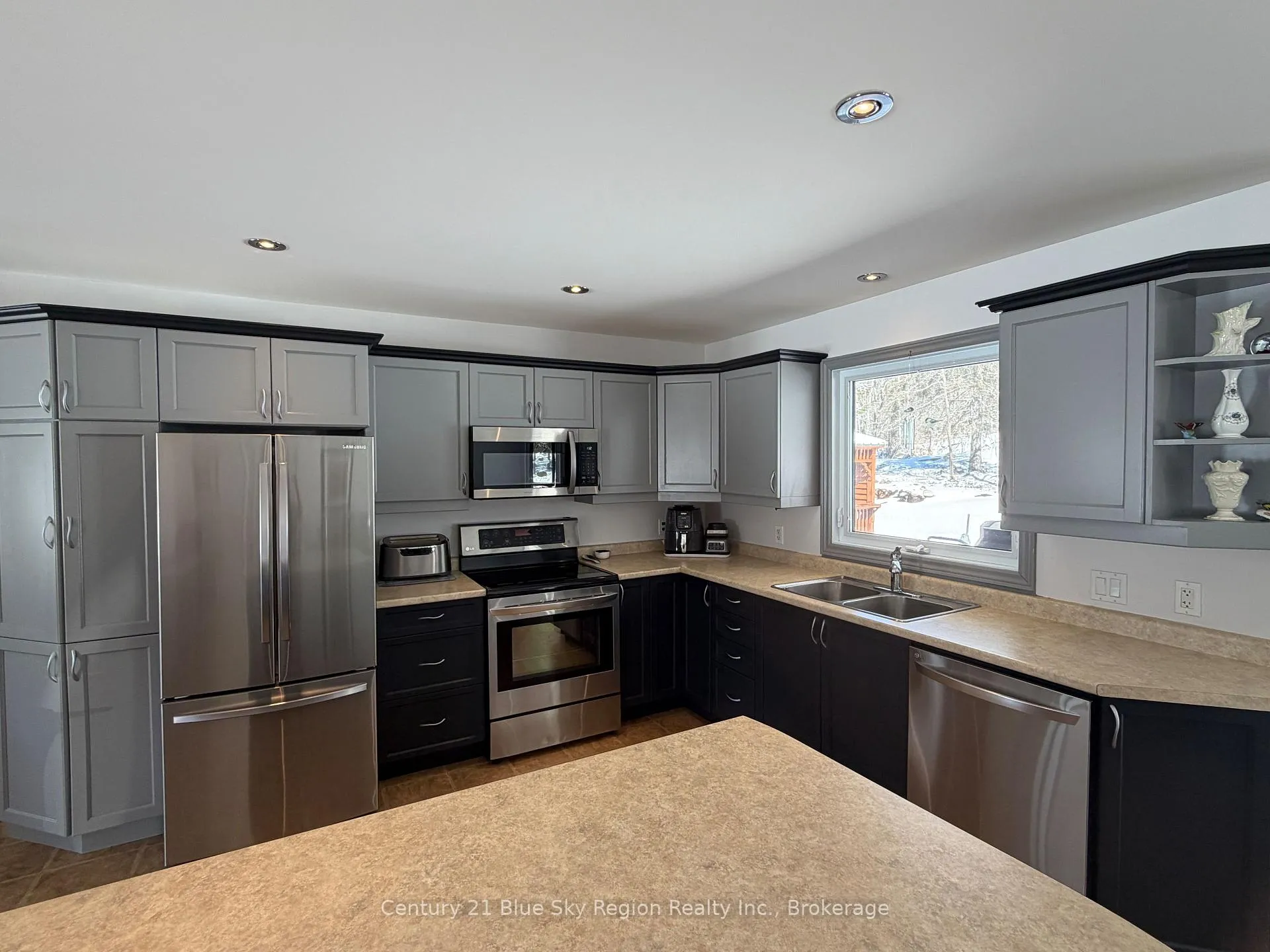 Photo 7 of 54 Sunset Cove Road, Callander — HOMEH