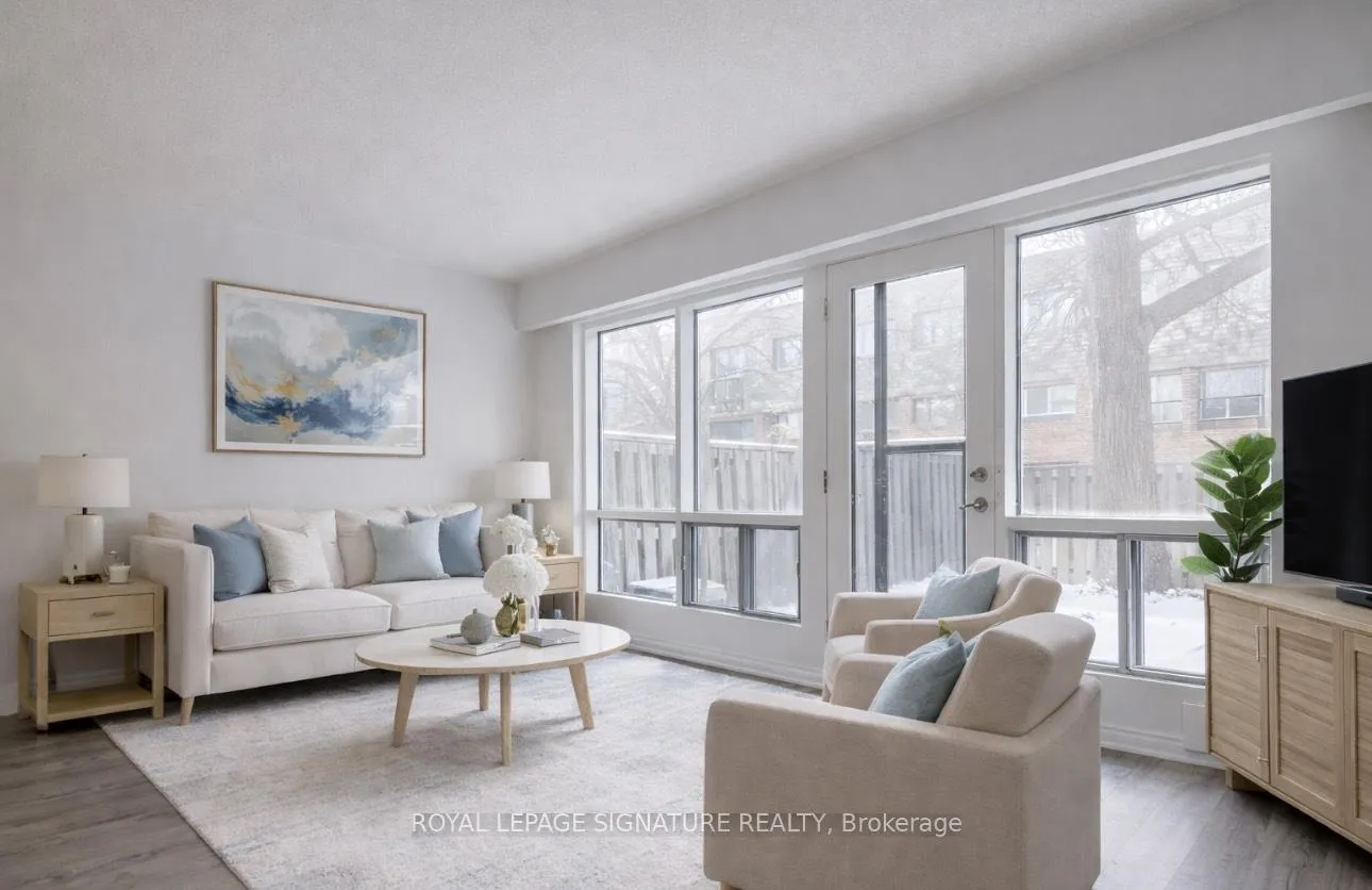 Photo 1 of Unit 2, 76 Castlebury Crescent, North York, Bayview Woods-Steeles — HOMEH
