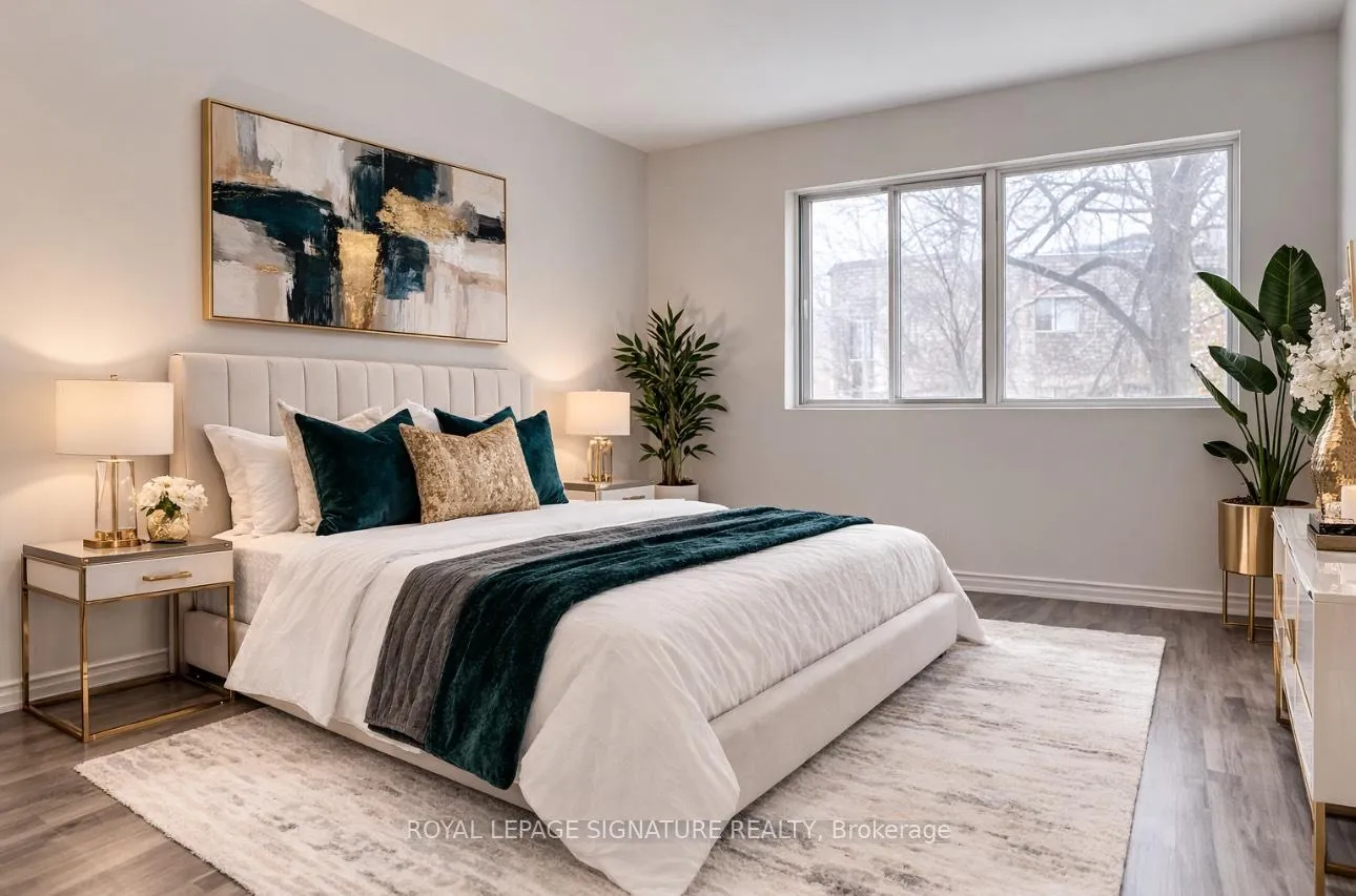 Photo 4 of Unit 2, 76 Castlebury Crescent, North York, Bayview Woods-Steeles — HOMEH