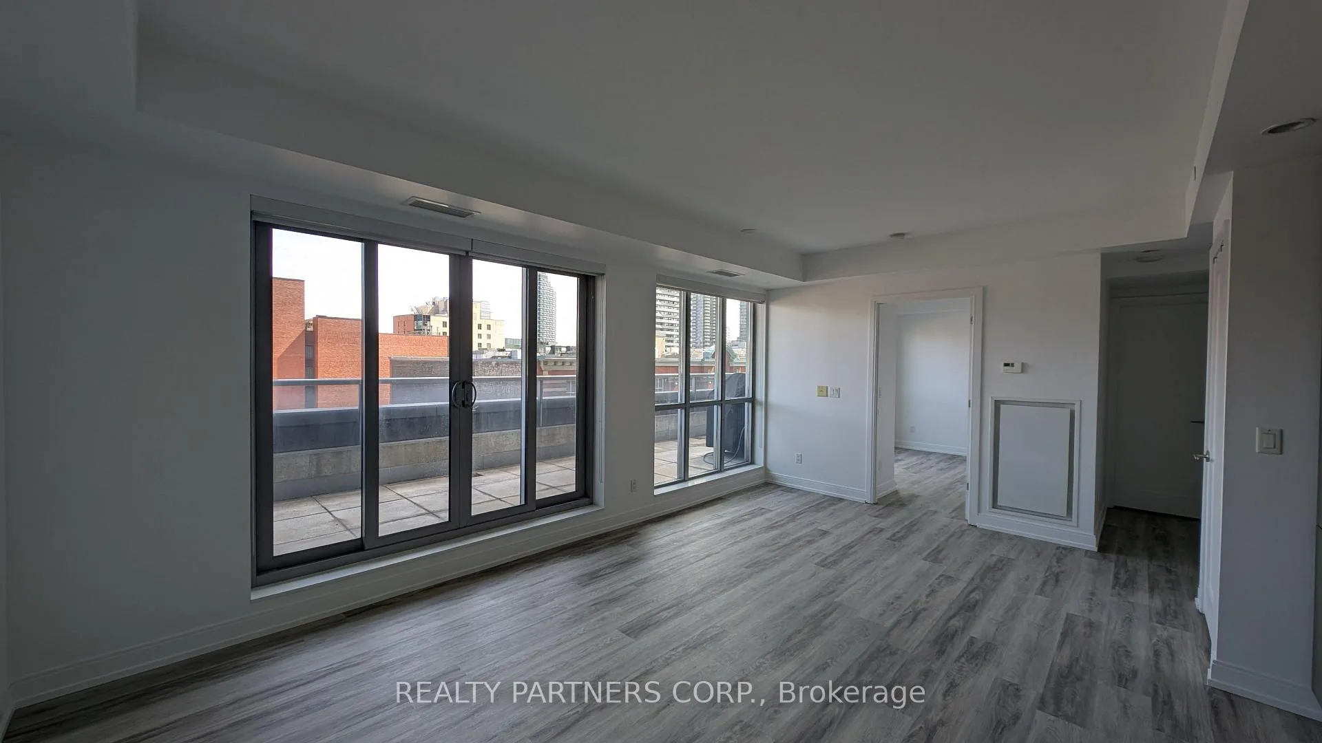 Photo 9 of Unit 802, 55 Front Street E, Toronto, Waterfront Communities — HOMEH