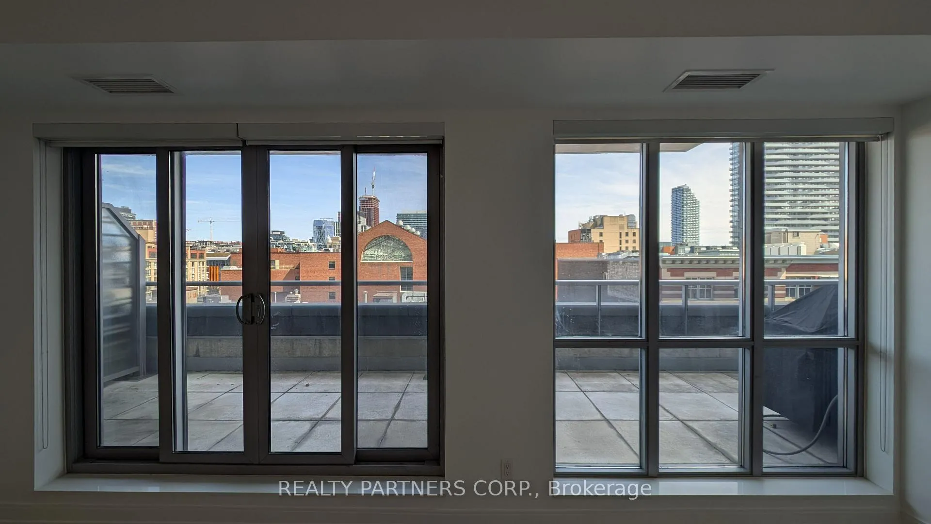 Photo 12 of Unit 802, 55 Front Street E, Toronto, Waterfront Communities — HOMEH
