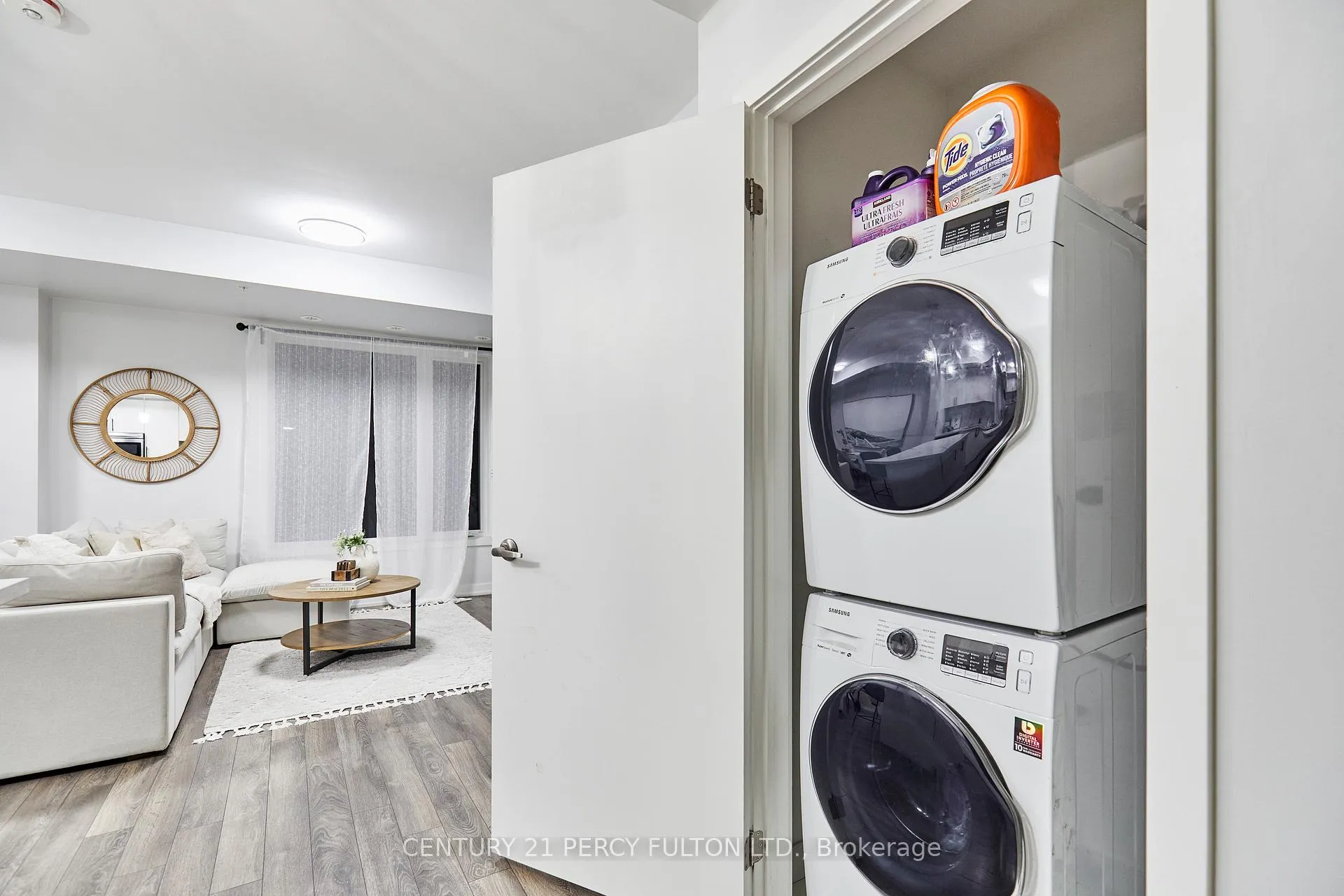 Photo 8 of Unit 114, 1555 Kingston Road, Pickering, Town Centre — HOMEH