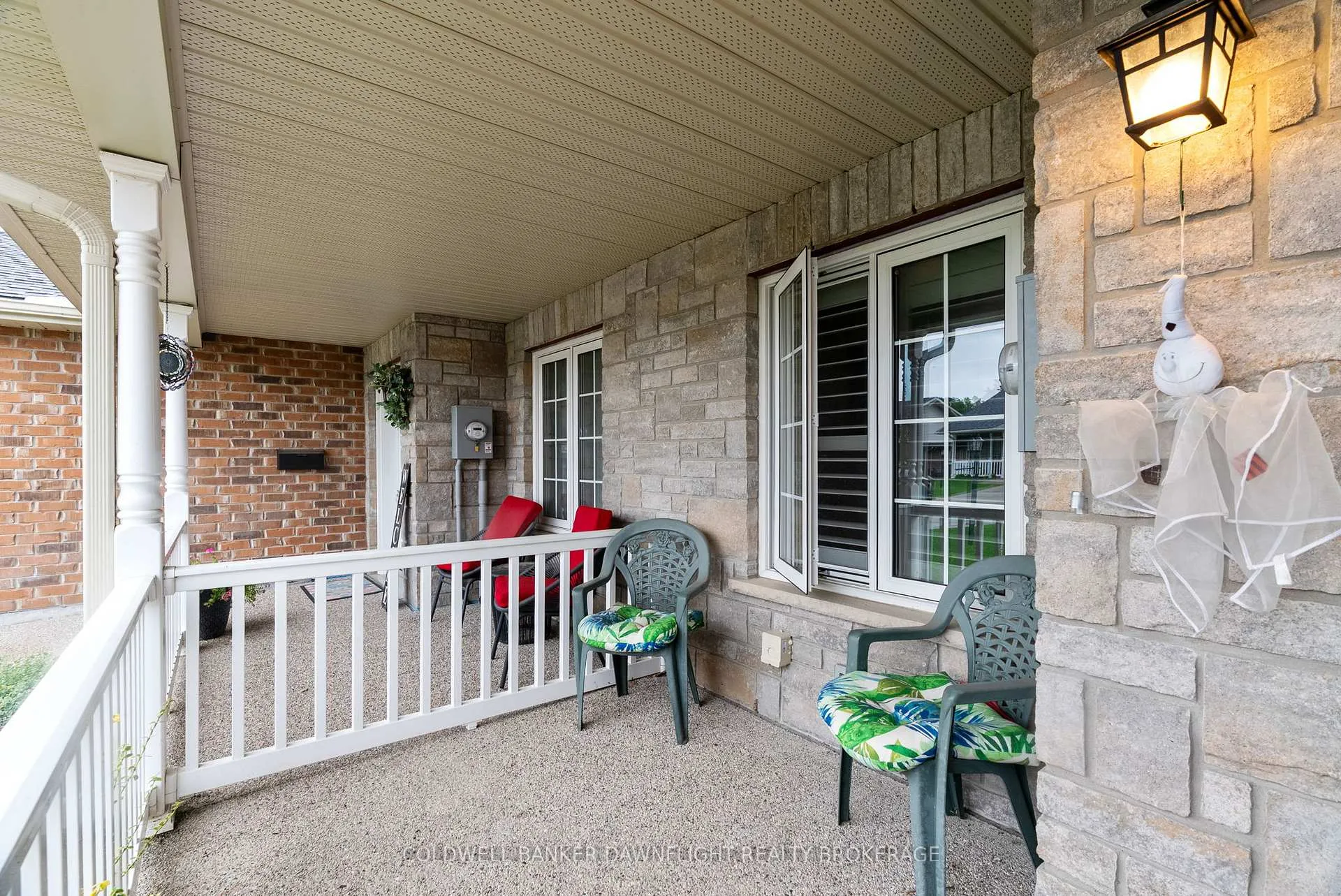 Photo 4 of 18 Devon Drive, South Huron, Exeter — HOMEH