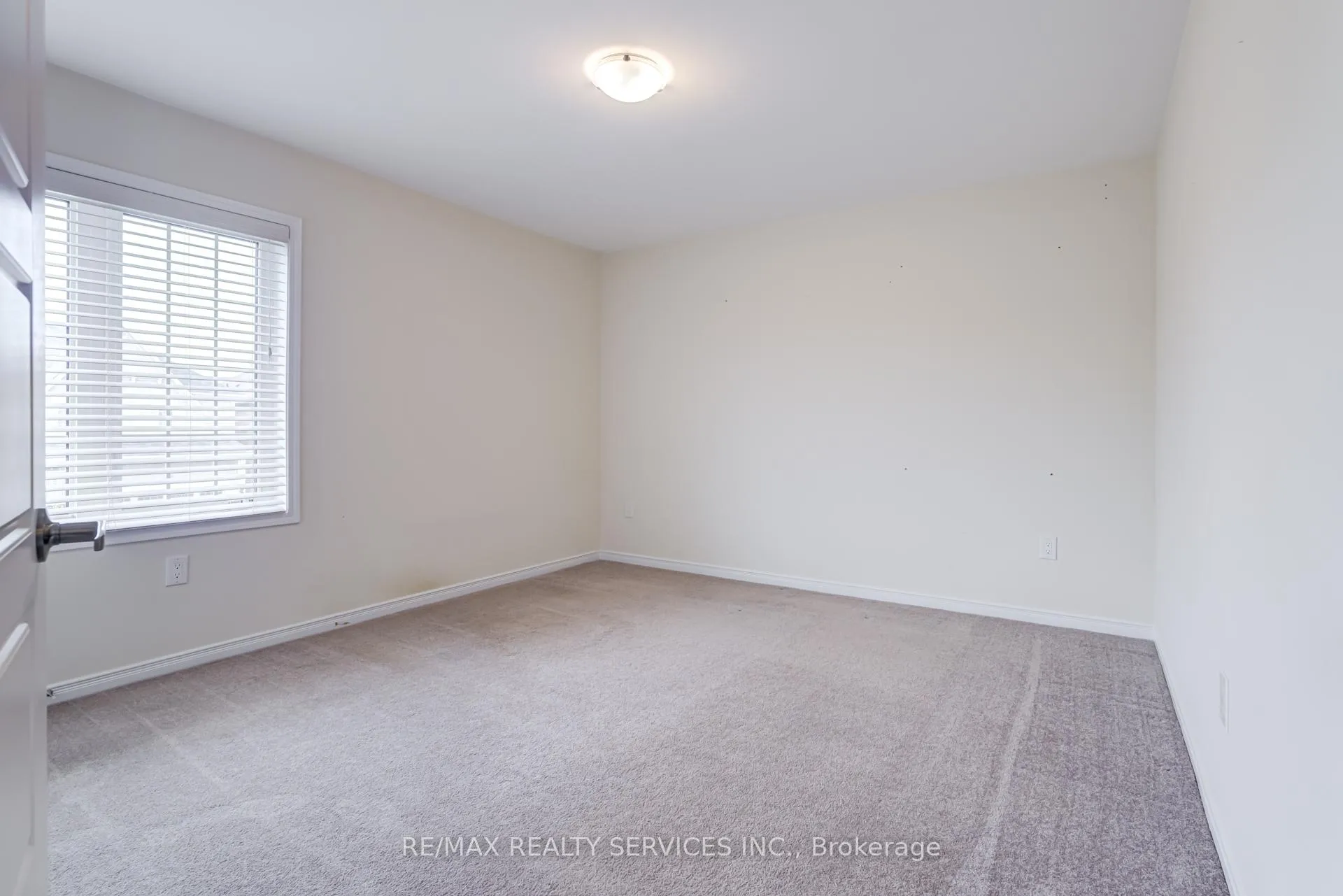 Photo 23 of 17 Vaughn Drive, Thorold, Hurricane/Merrittville — HOMEH