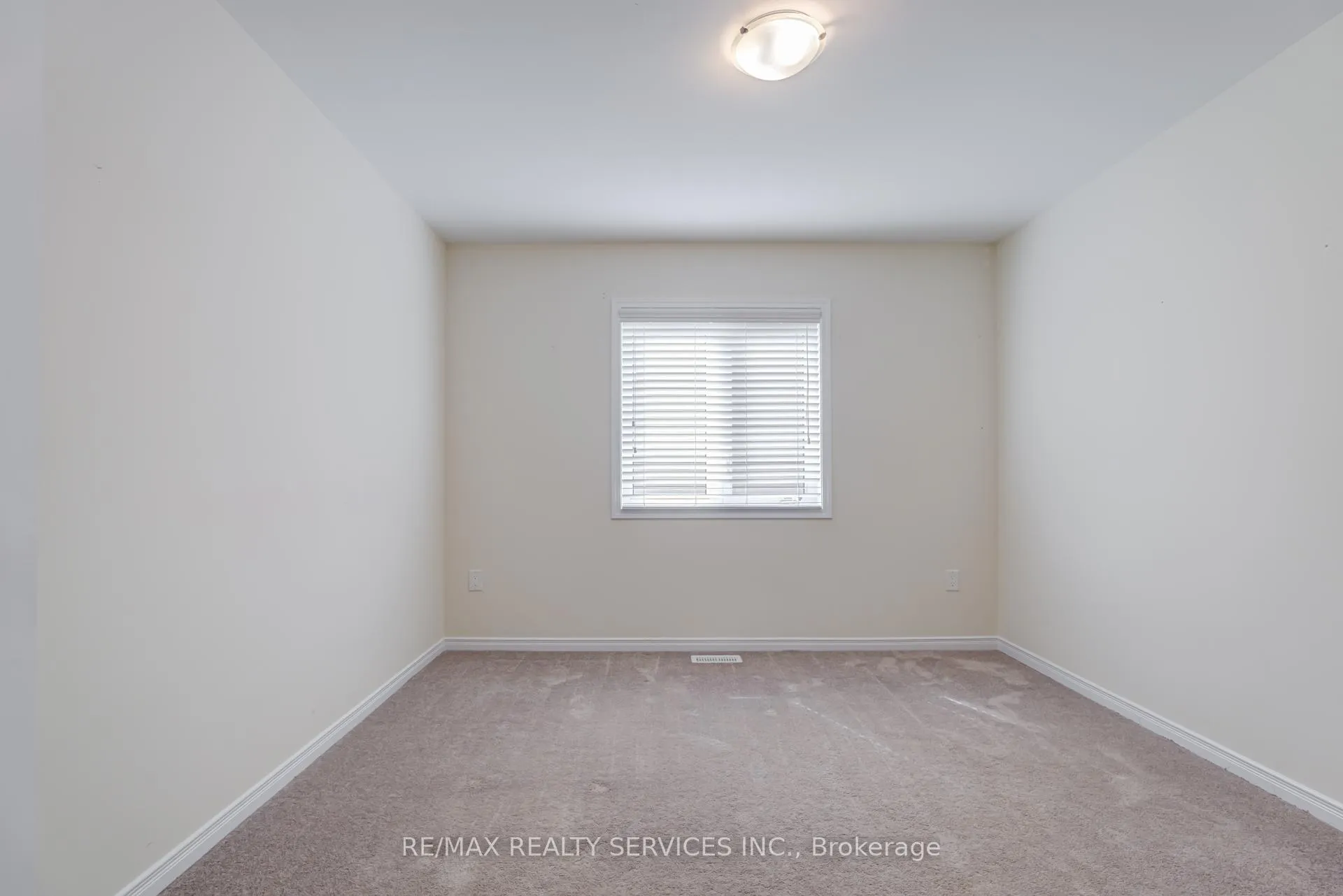 Photo 35 of 17 Vaughn Drive, Thorold, Hurricane/Merrittville — HOMEH