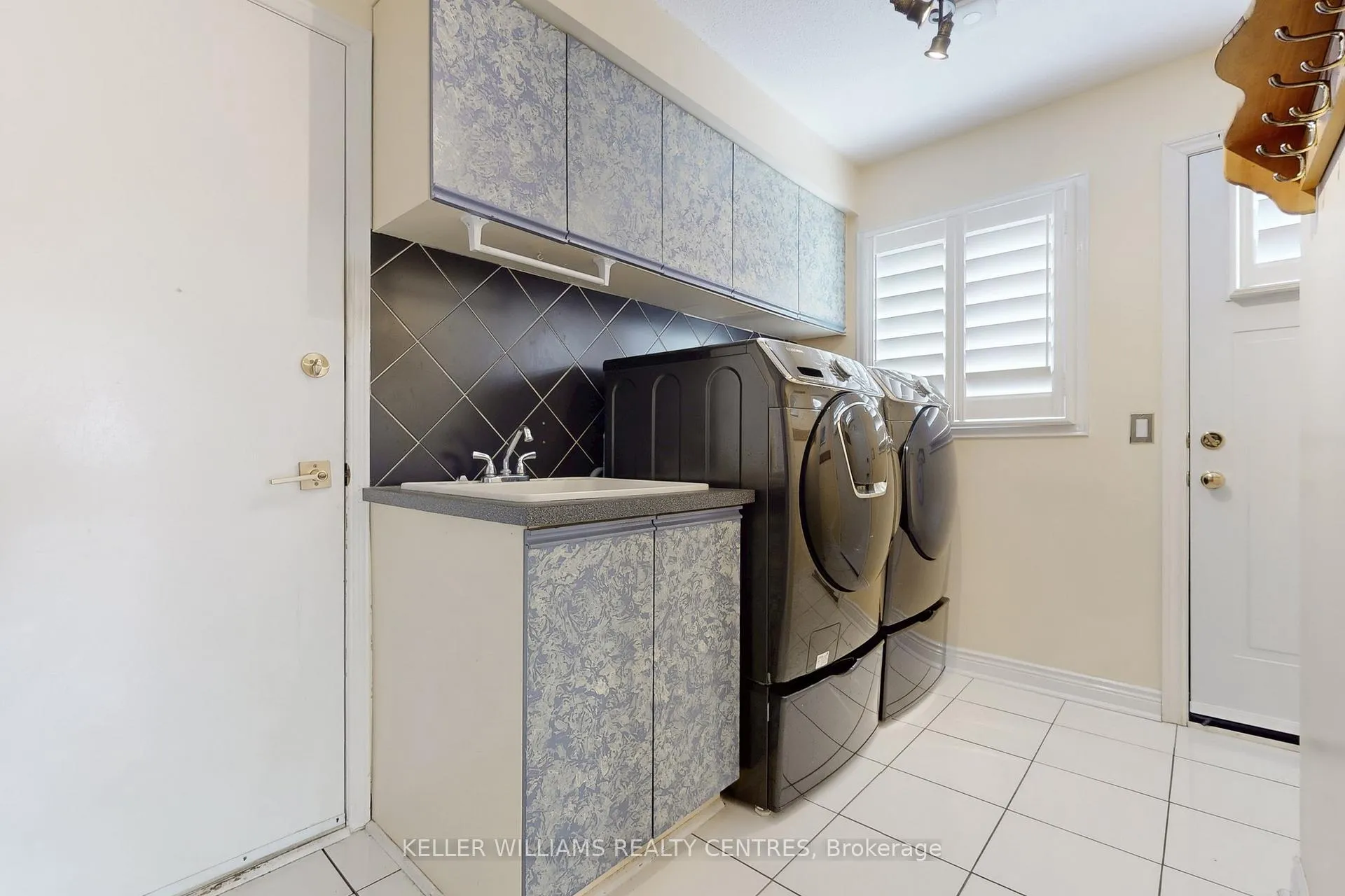 Photo 17 of 45 Hemlock Drive, Markham, Raymerville — HOMEH