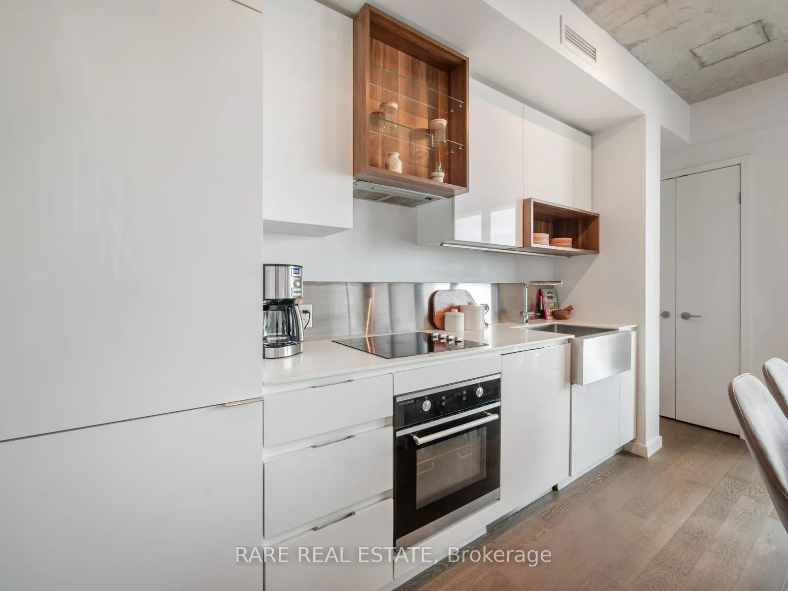 Photo 5 of Unit 608, 383 Sorauren Avenue, Toronto, Roncesvalles — HOMEH