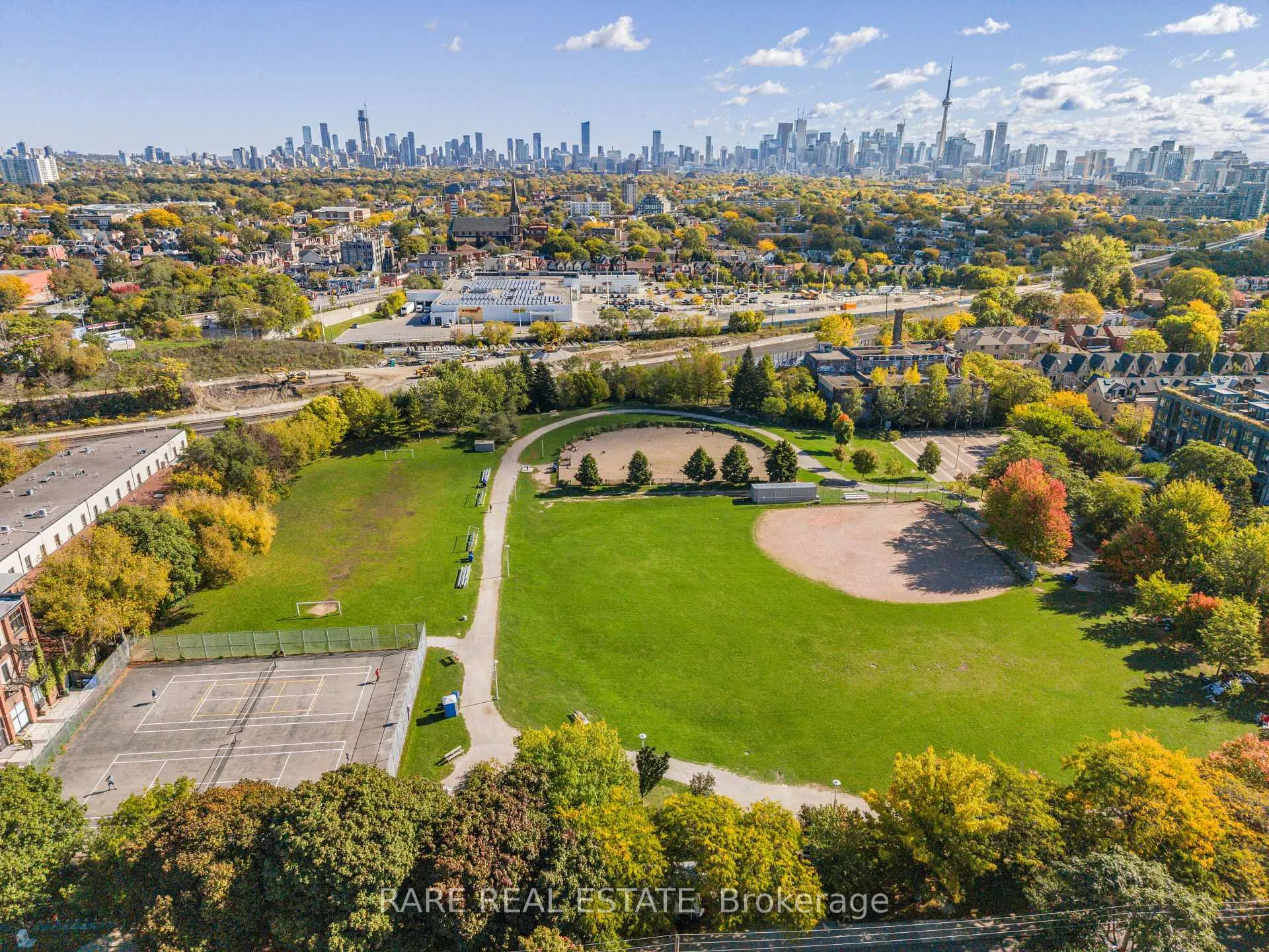 Photo 17 of Unit 608, 383 Sorauren Avenue, Toronto, Roncesvalles — HOMEH