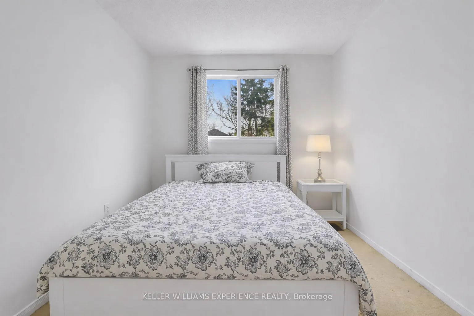 Photo 10 of 21 Knicely Road, Barrie, Painswick North — HOMEH