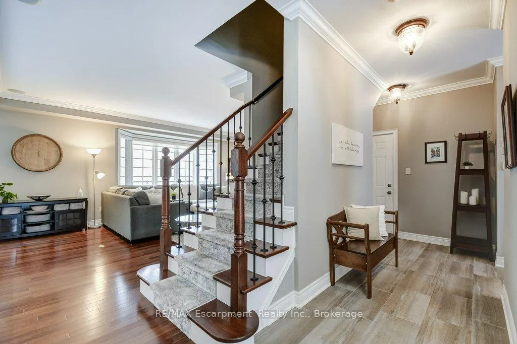 Photo 5 of 35 Butternut Grove Lane, Hamilton, Meadowlands — HOMEH