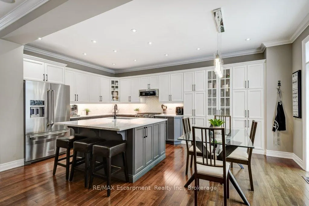Photo 7 of 35 Butternut Grove Lane, Hamilton, Meadowlands — HOMEH