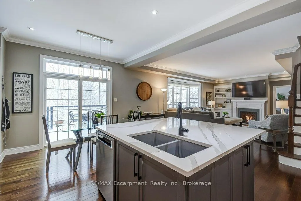 Photo 8 of 35 Butternut Grove Lane, Hamilton, Meadowlands — HOMEH