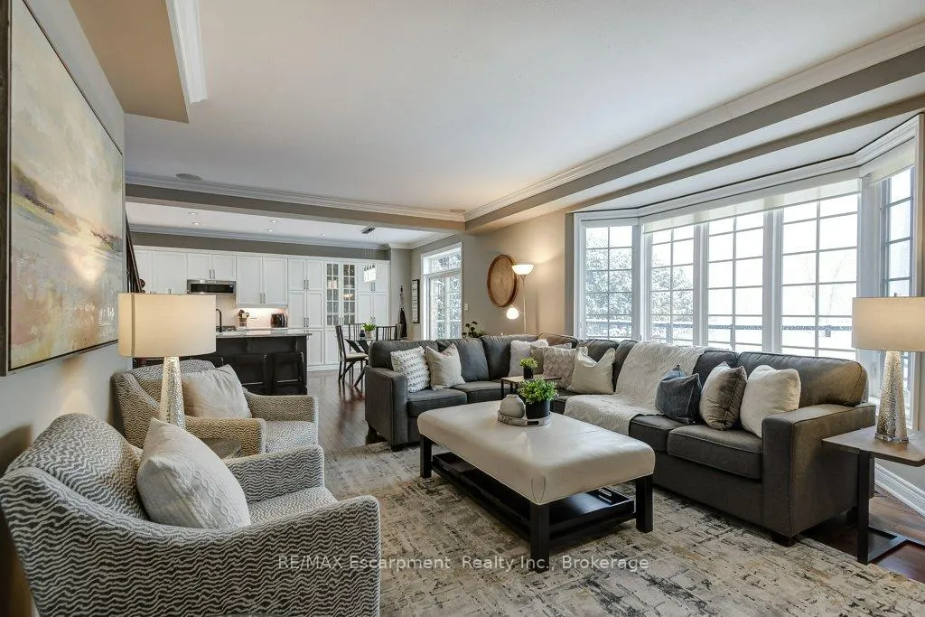 Photo 12 of 35 Butternut Grove Lane, Hamilton, Meadowlands — HOMEH