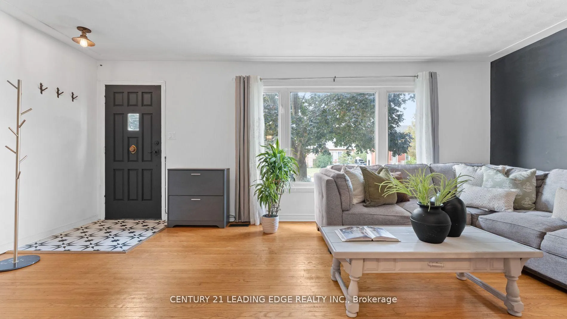 Photo 4 of 58 Falesy Avenue, Kitchener — HOMEH
