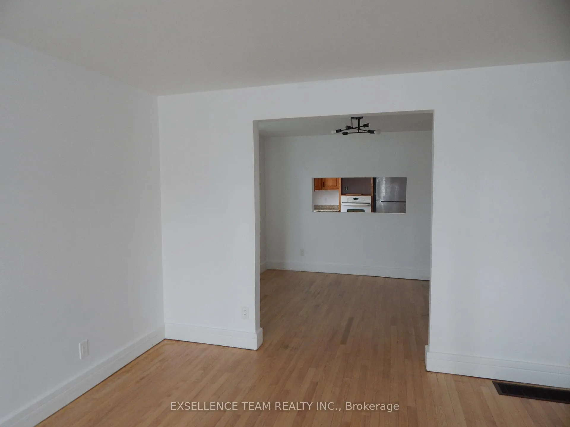 Photo 9 of 107 Louisa Street, Cornwall — HOMEH