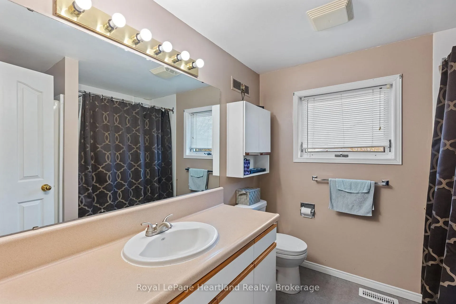 Photo 13 of 6 Workman Drive, Huron East, Brussels — HOMEH
