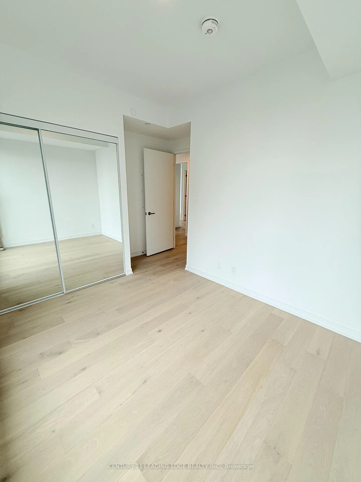 Photo 10 of Unit 909, 8 beverly glen Boulevard, Vaughan, Beverley Glen — HOMEH