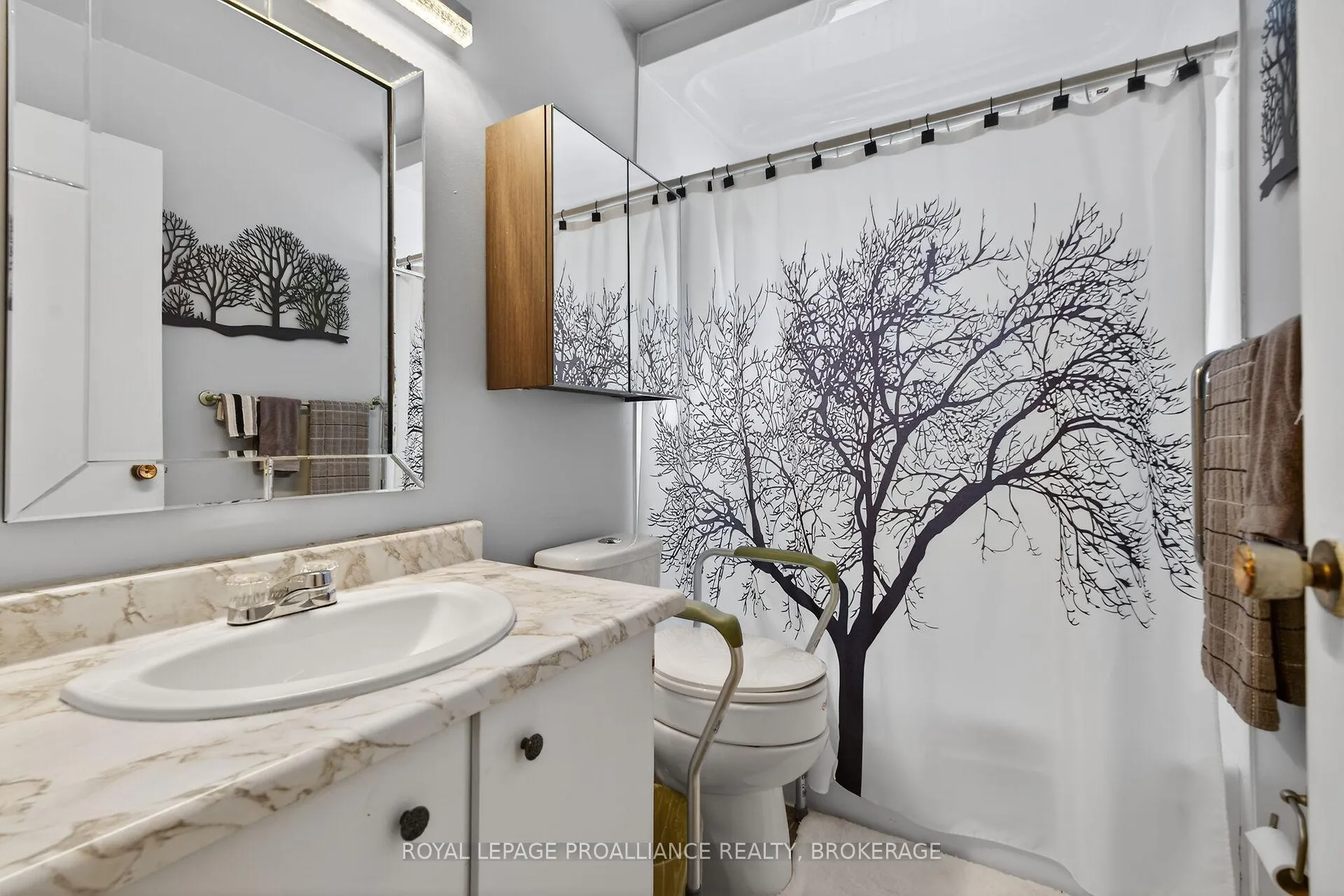 Photo 18 of Unit 12, 23 Addington Street, Loyalist, Amherstview — HOMEH