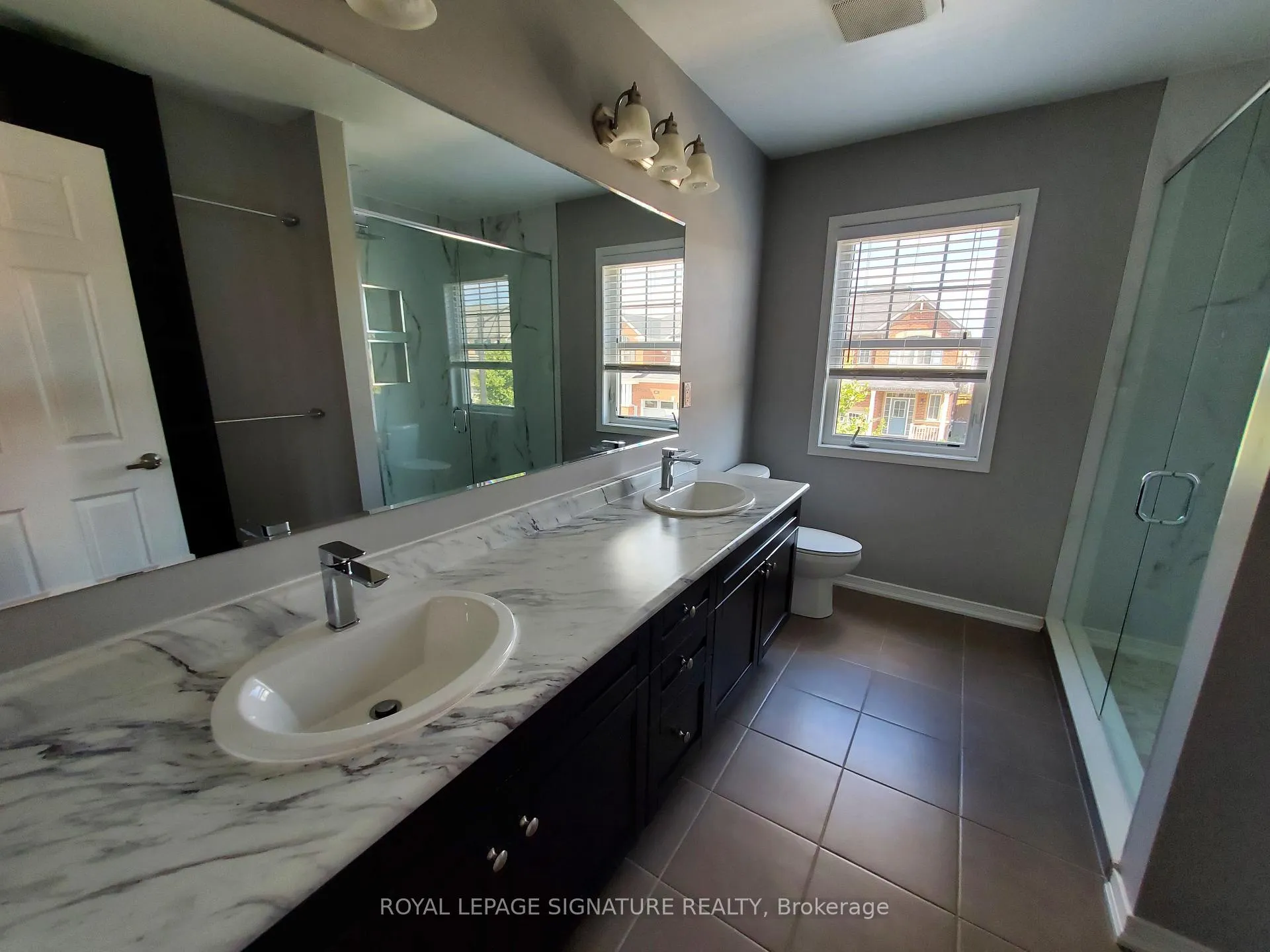 Photo 19 of 373 Falling Green Crescent, Kitchener — HOMEH