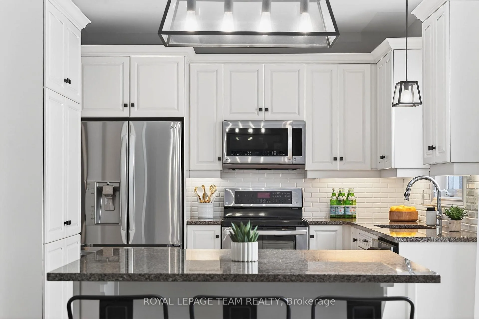 Photo 10 of 179 Asper Trail Circle, Ottawa, Kanata - Emerald Meadows/Trailwest — HOMEH